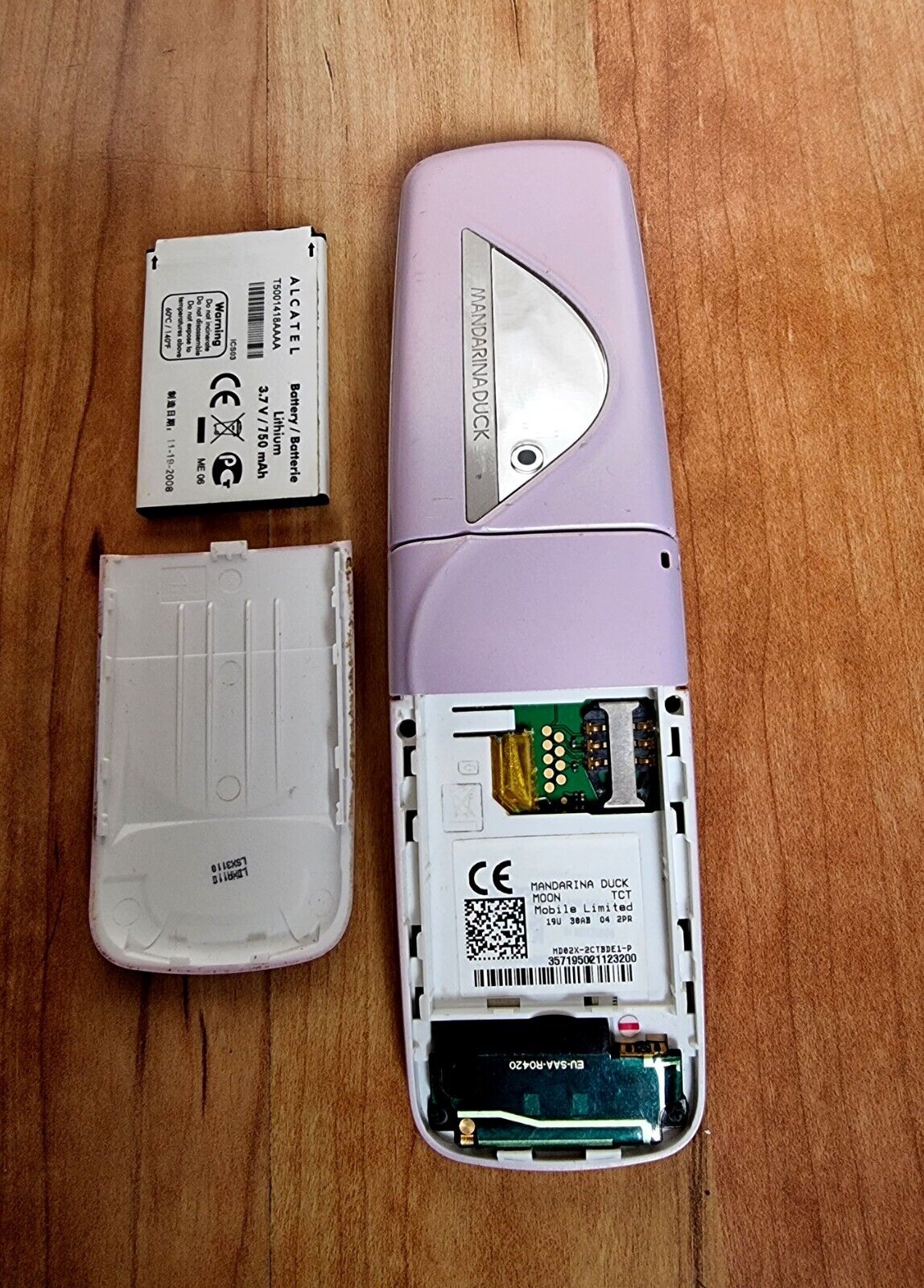 alcatel Mandarina Duck Moon Resim 3