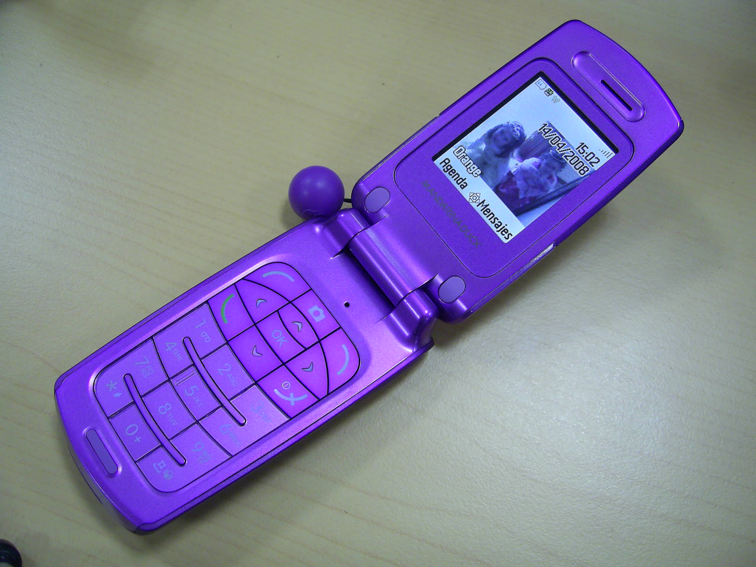 alcatel Mandarina Duck Resim 2
