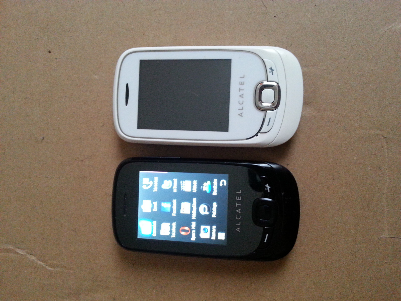 alcatel OT-602 Resim 2