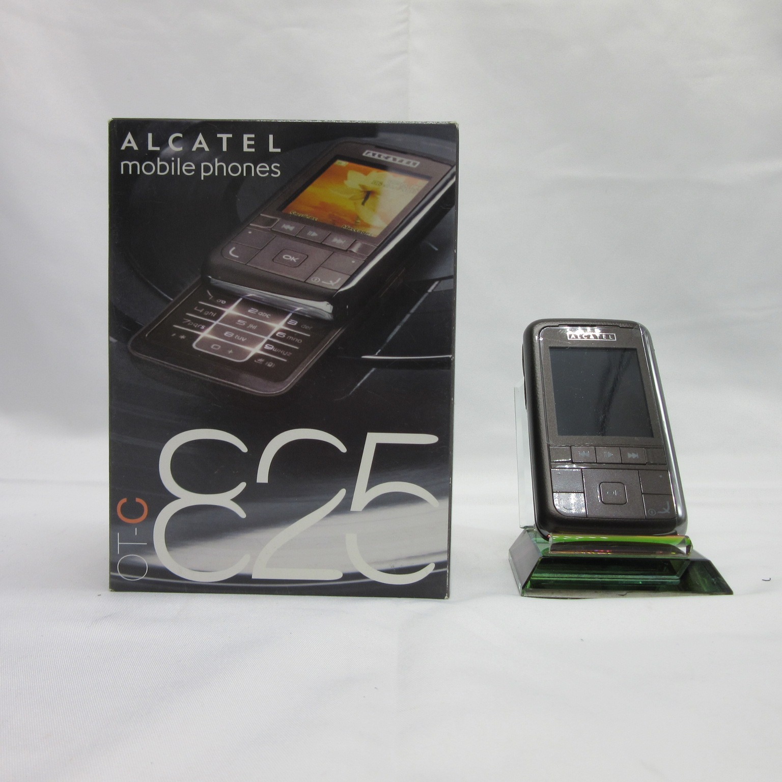 alcatel OT-C825 Resim 3
