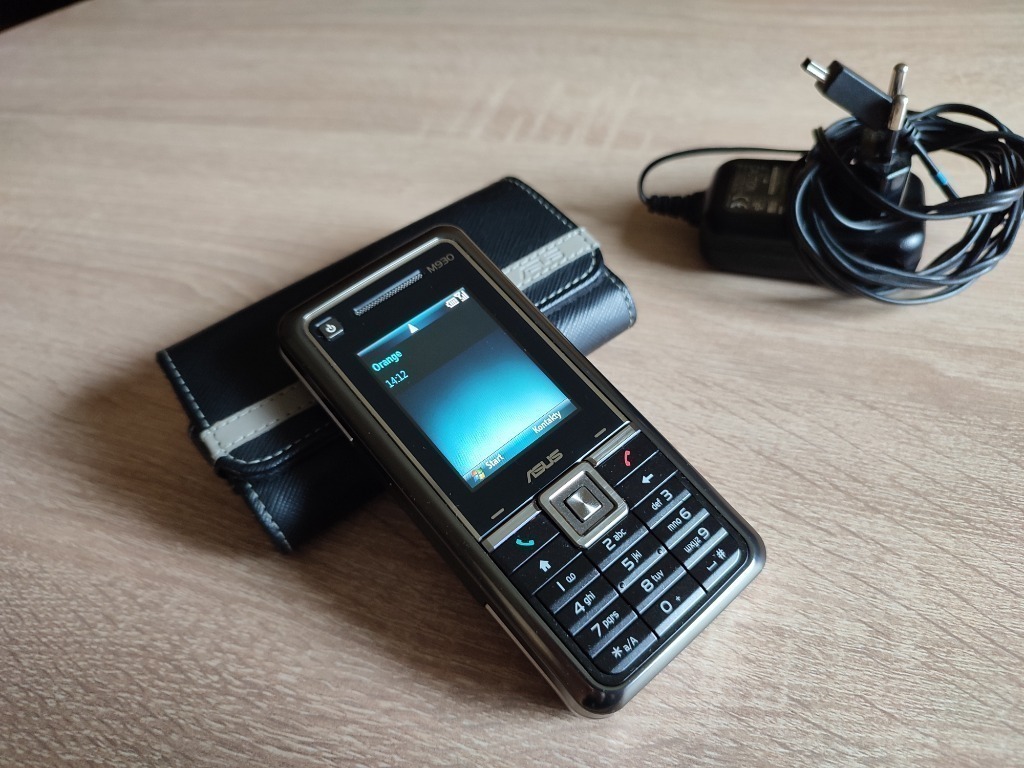 Asus M930 Resim 5