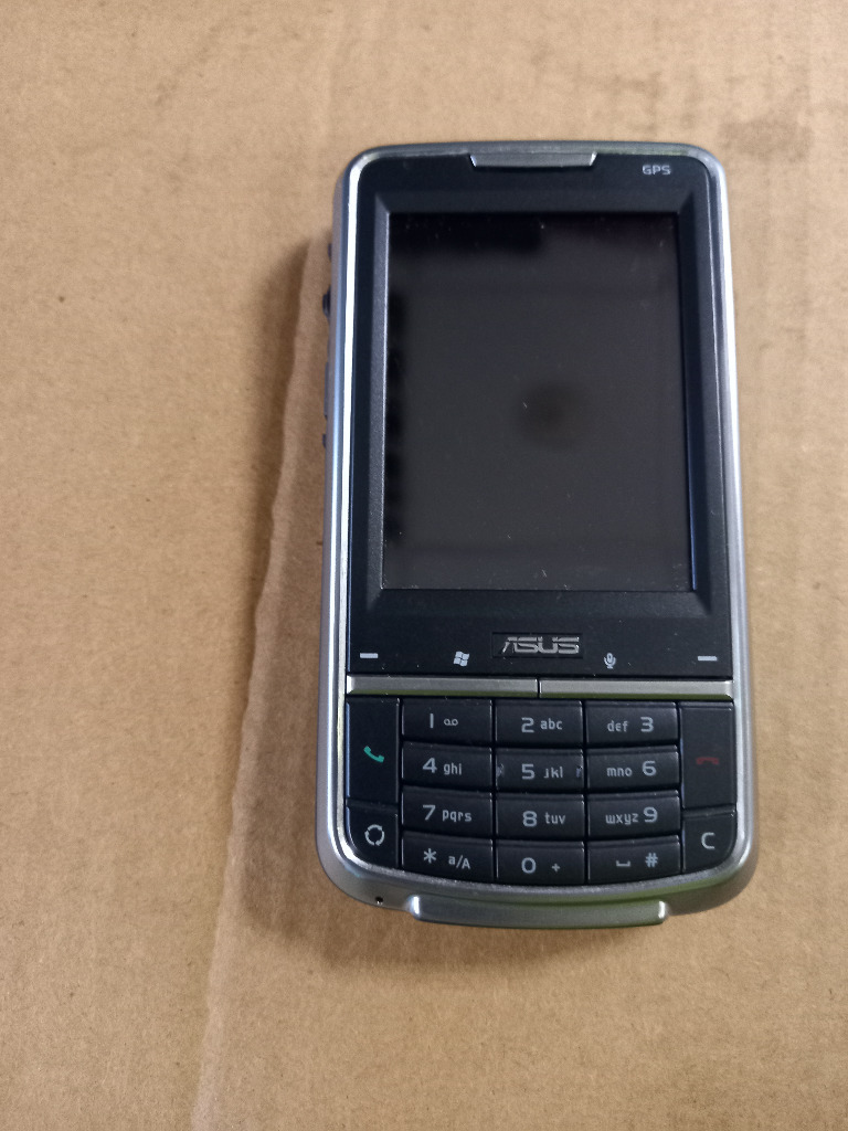 Asus P526 Resim 3