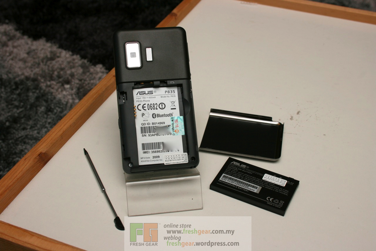 Asus P835
