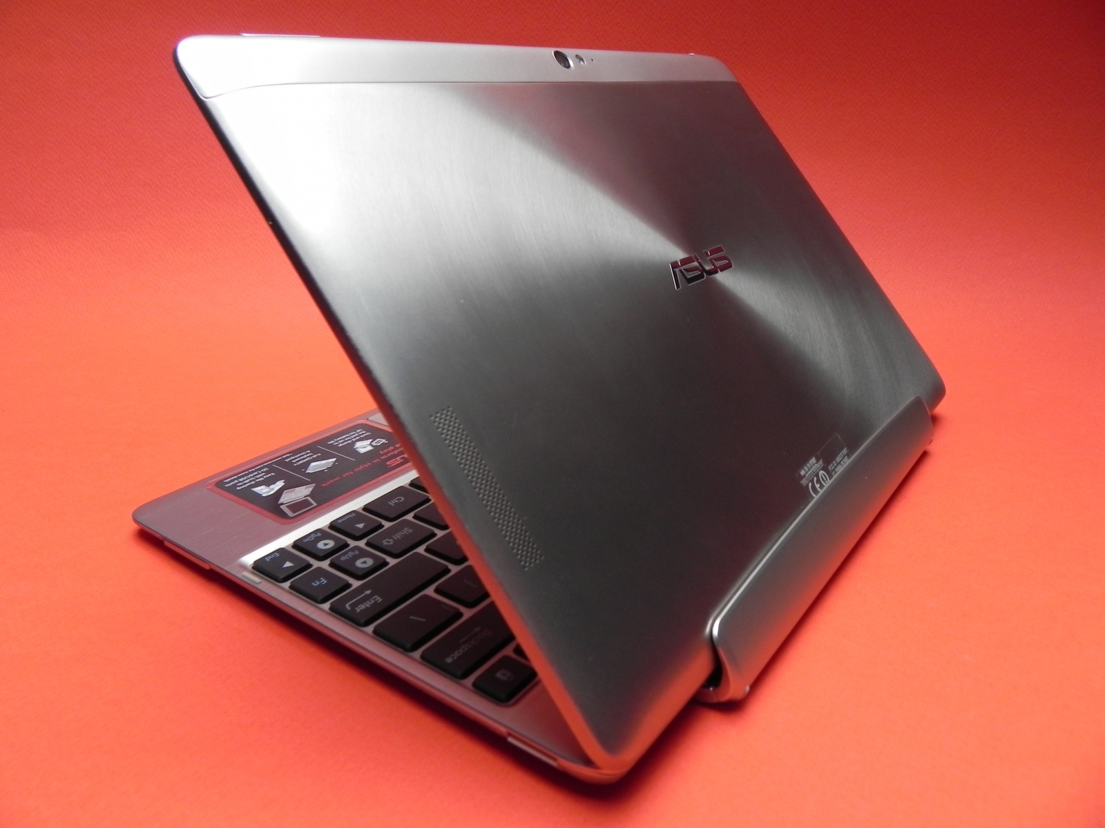 Asus Transformer Pad Infinity 700 LTE Resim 5