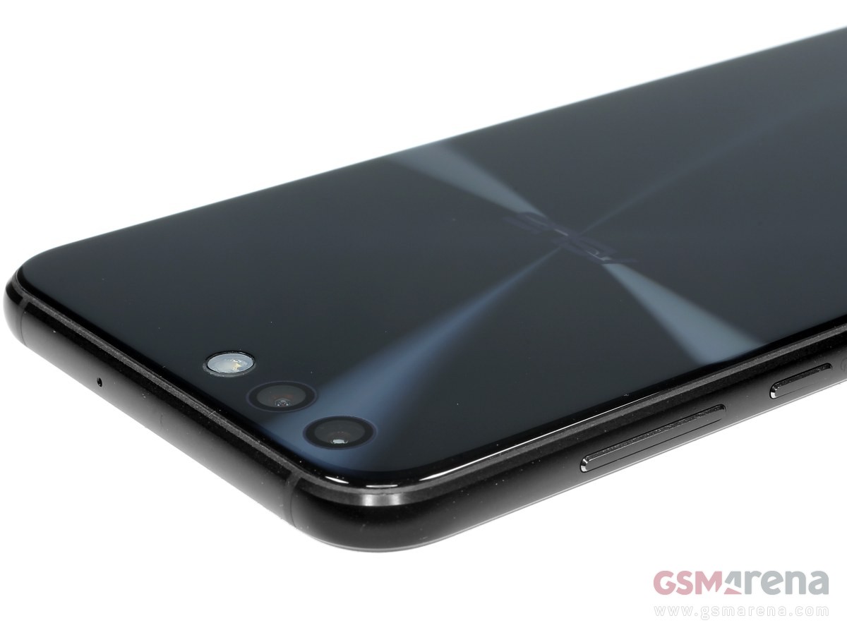 Asus Zenfone 4 ZE554KL Resim 3