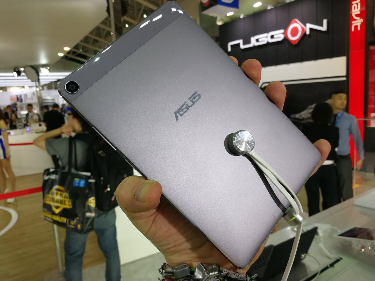 Asus Zenpad 3s 8.0 Z582KL Resim 3