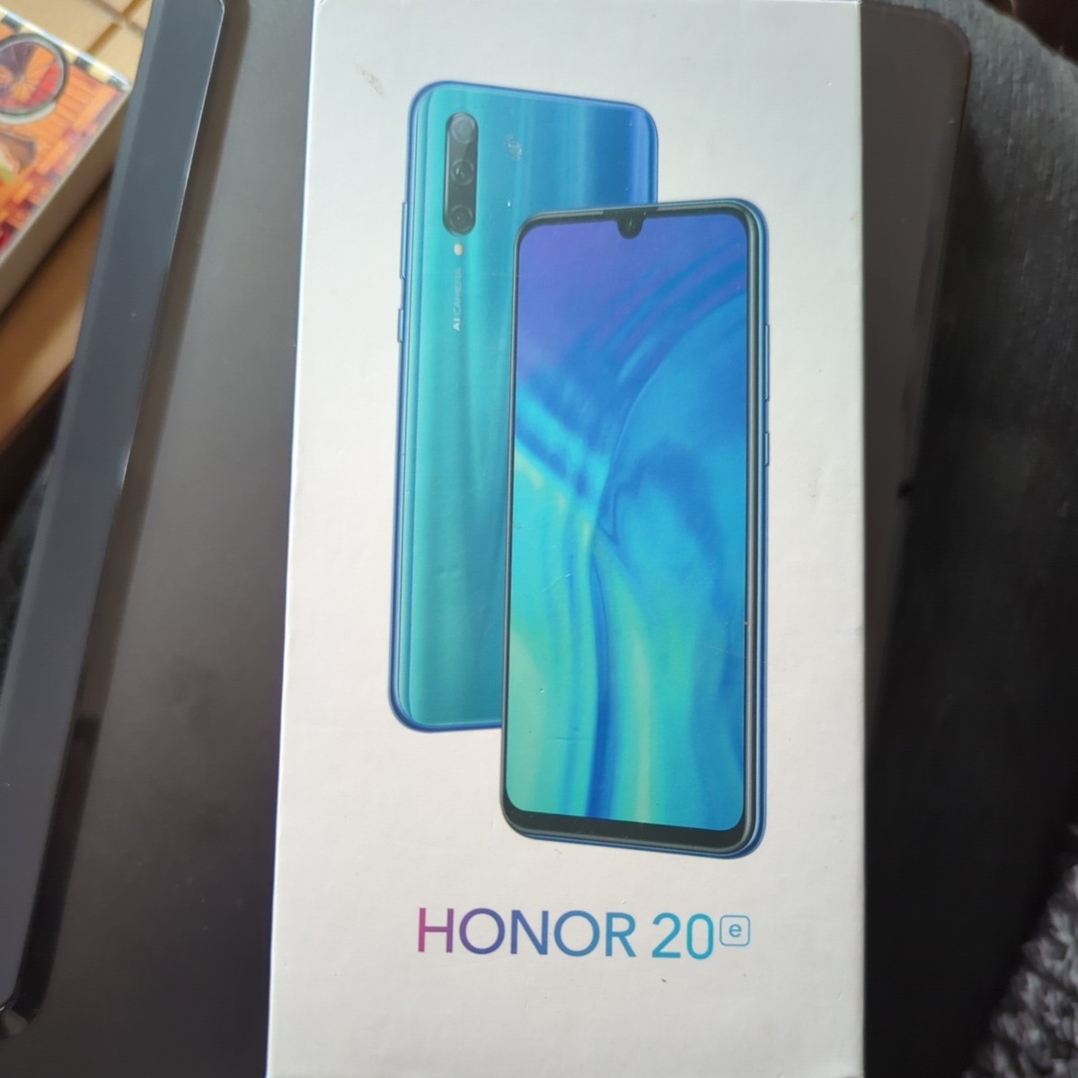 Honor 20e Resim 5