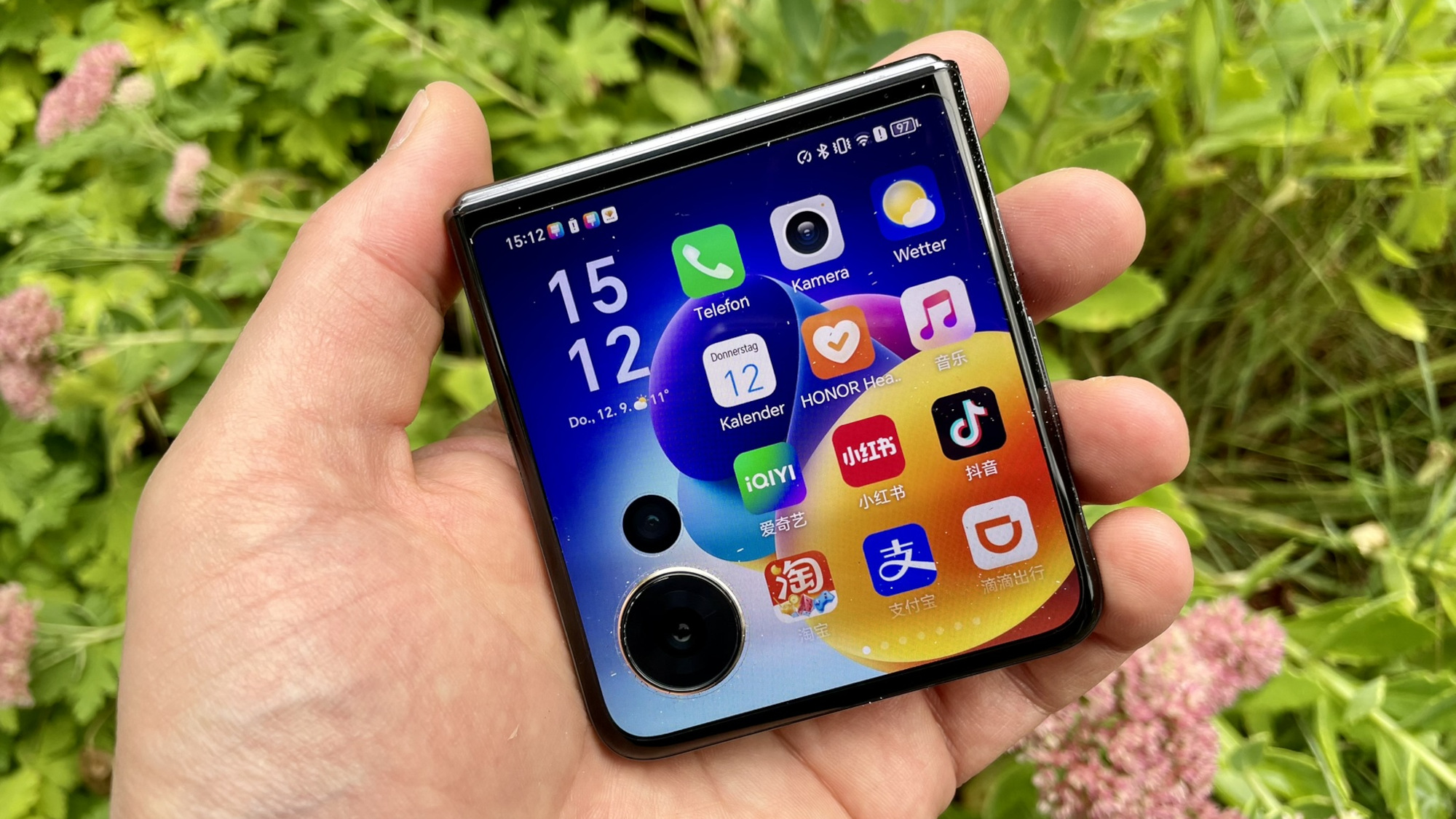 Honor Magic V5 Resim 5