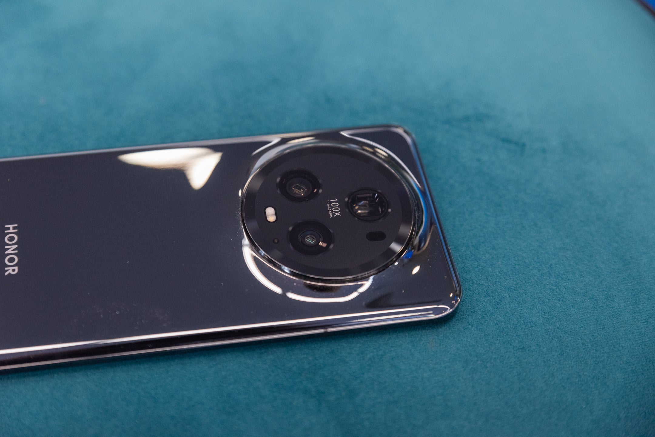 Honor Magic5