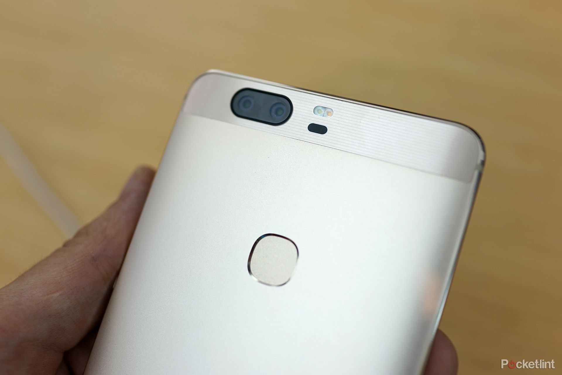Honor V8 Resim 3