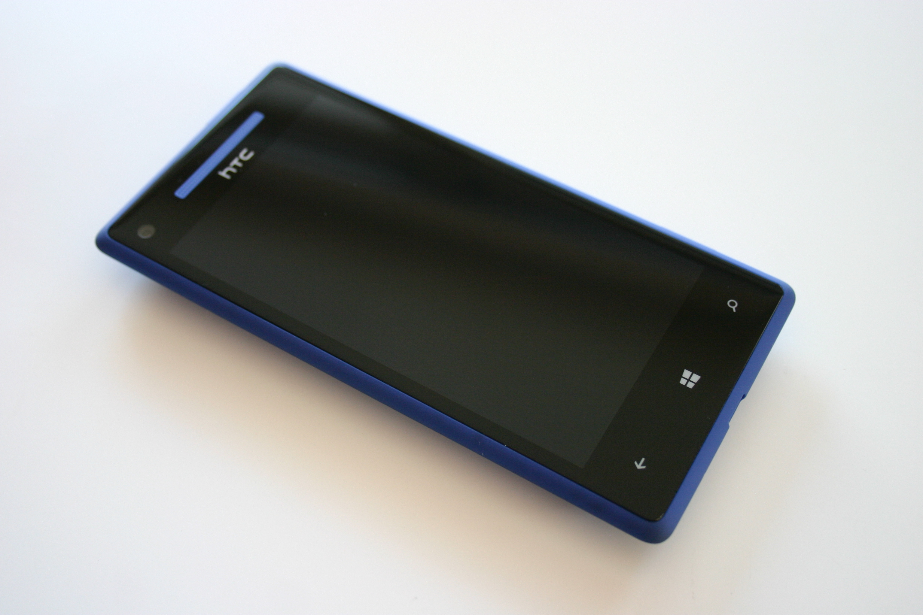 HTC 8XT Resim 5