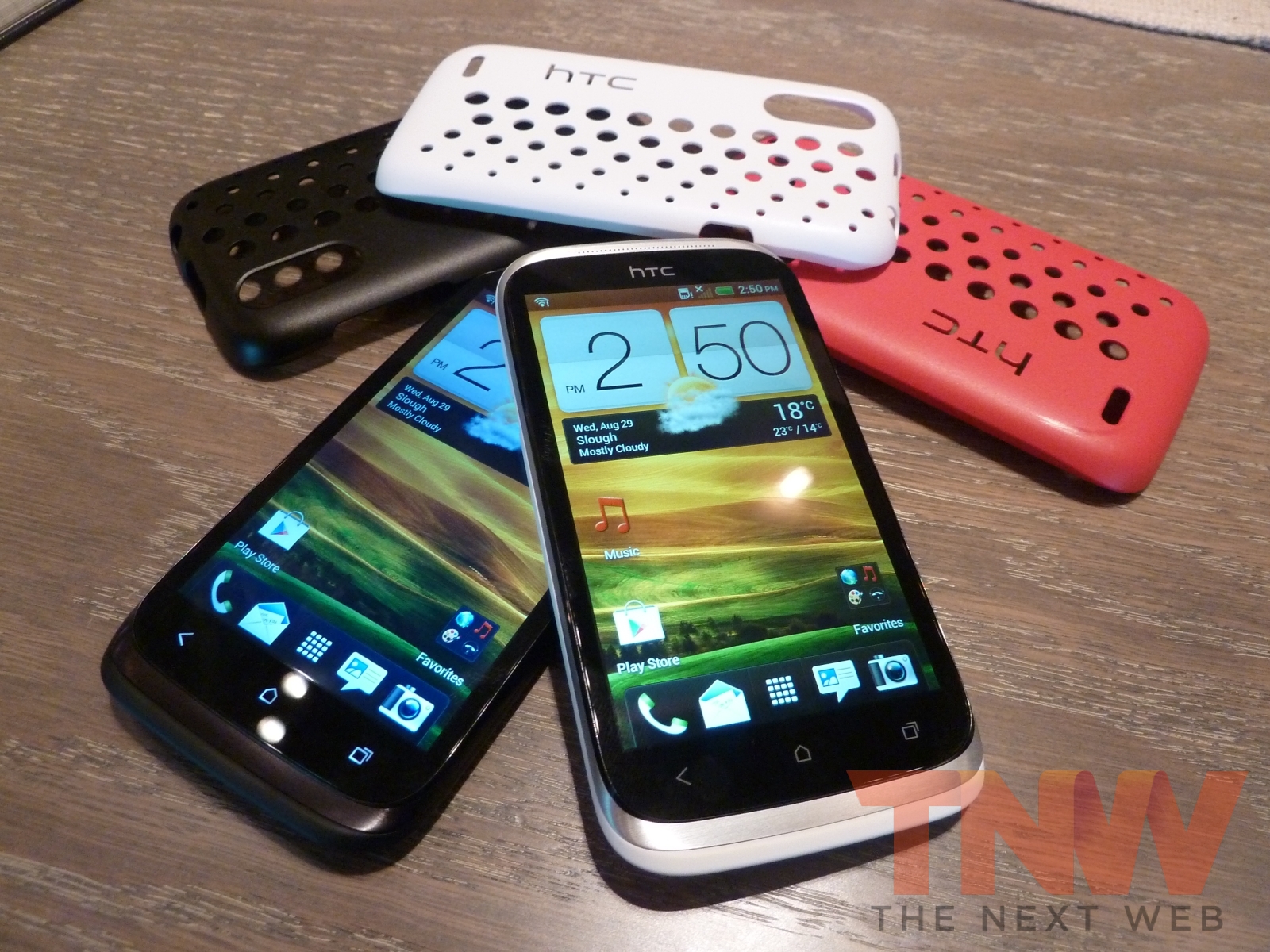 HTC Desire X Resim 5