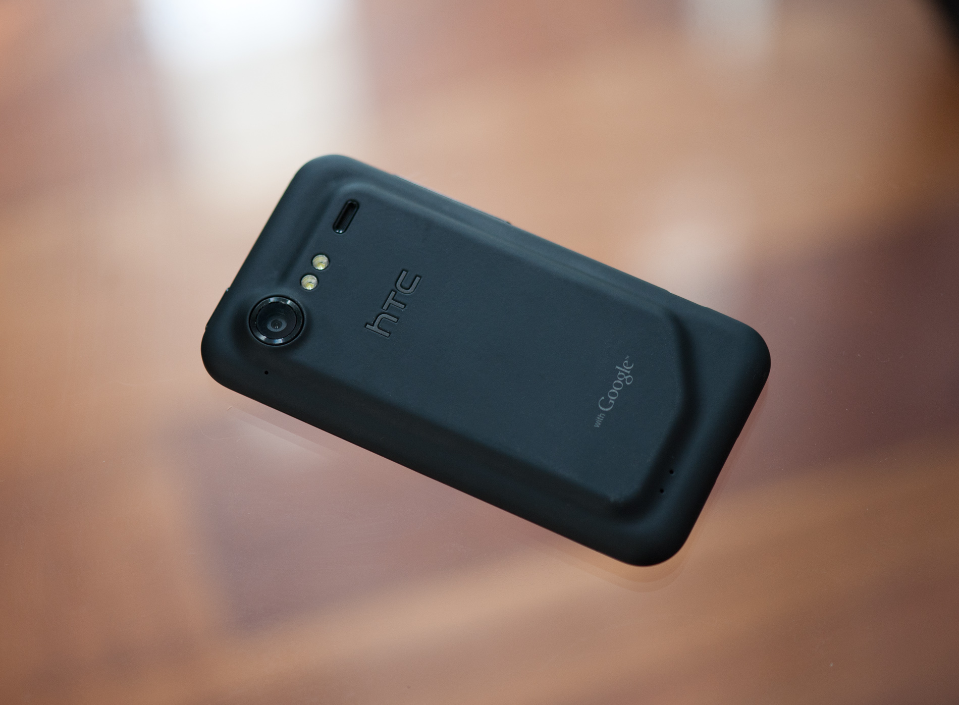 HTC DROID Incredible 2 Resim 2
