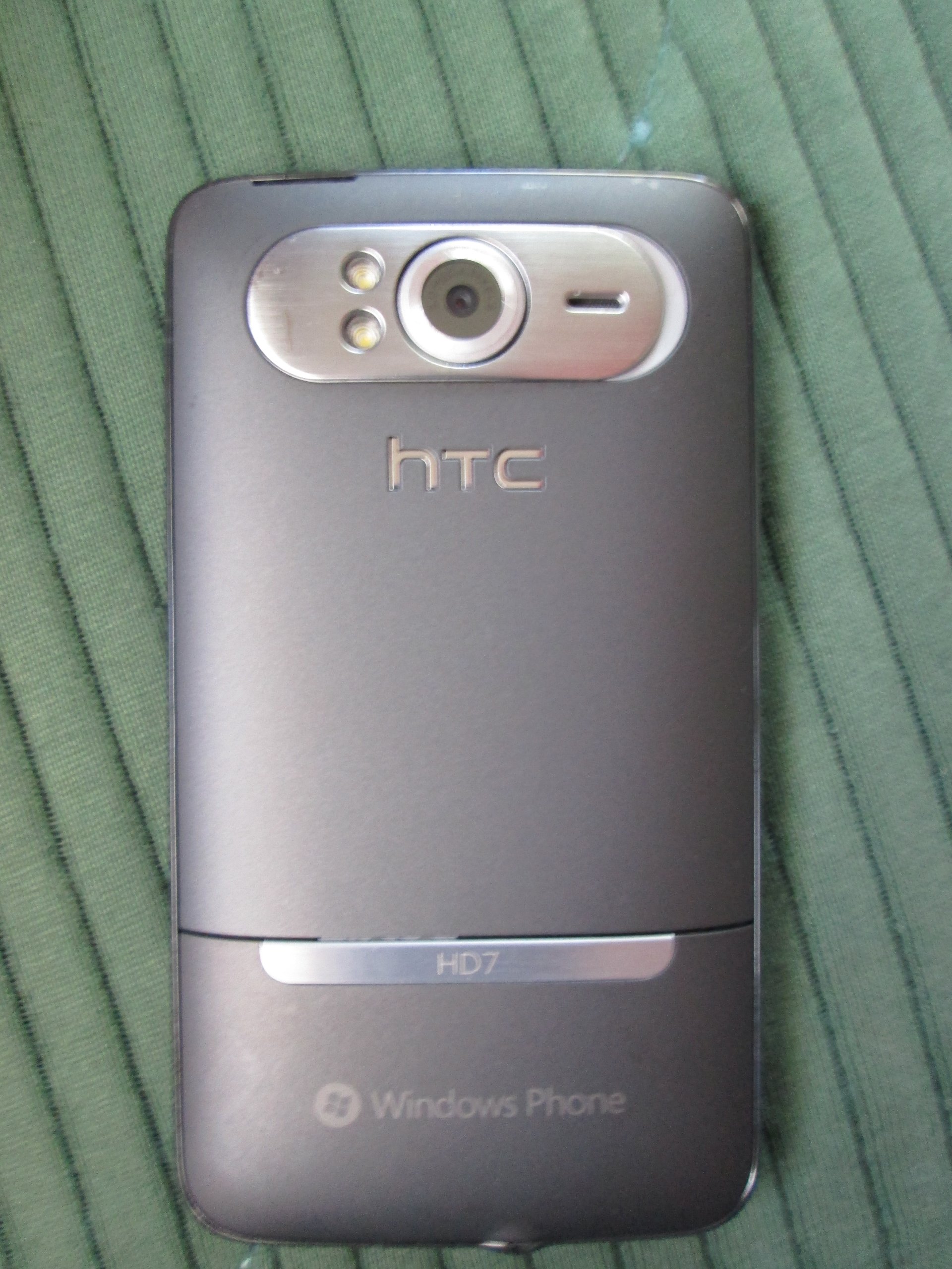 HTC HD7S Resim 2