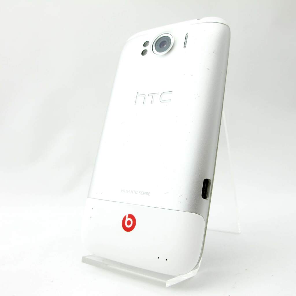 HTC Sensation XL Resim 2