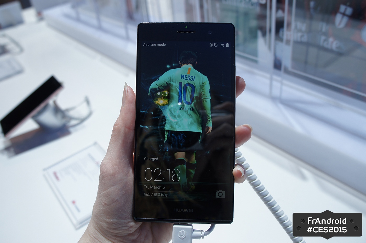 Huawei Ascend P7 Sapphire Edition Resim 3