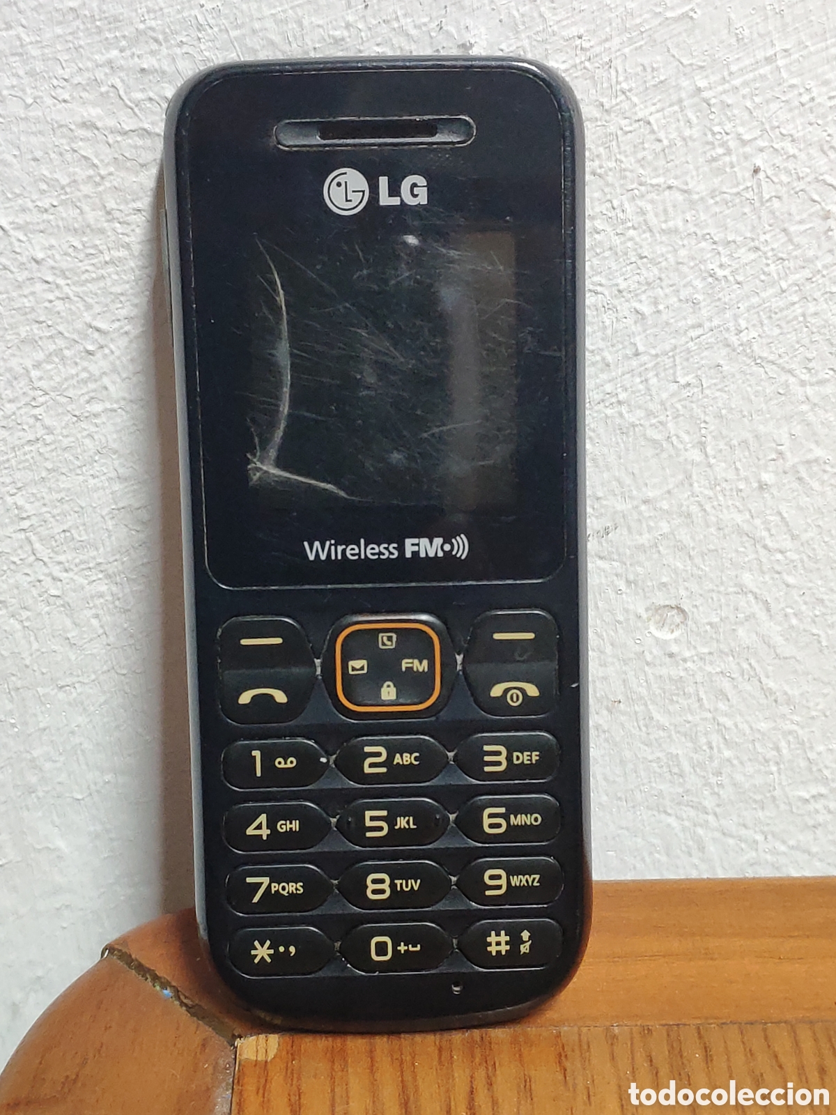 LG A180