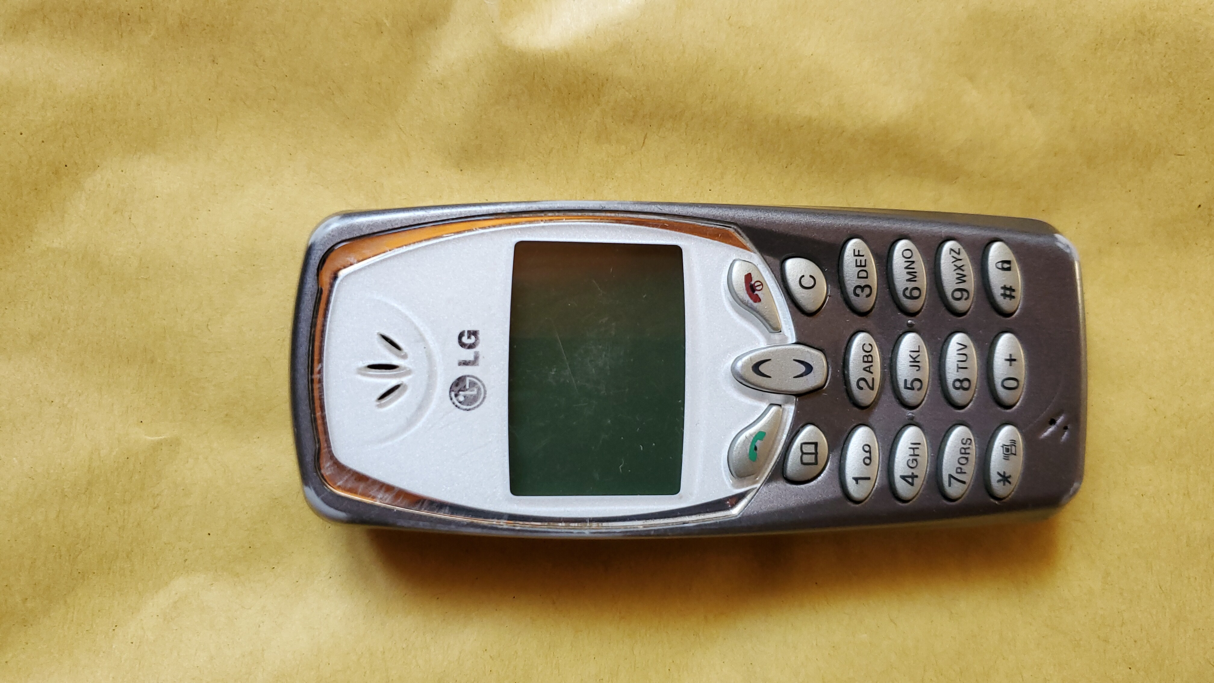 LG B1200
