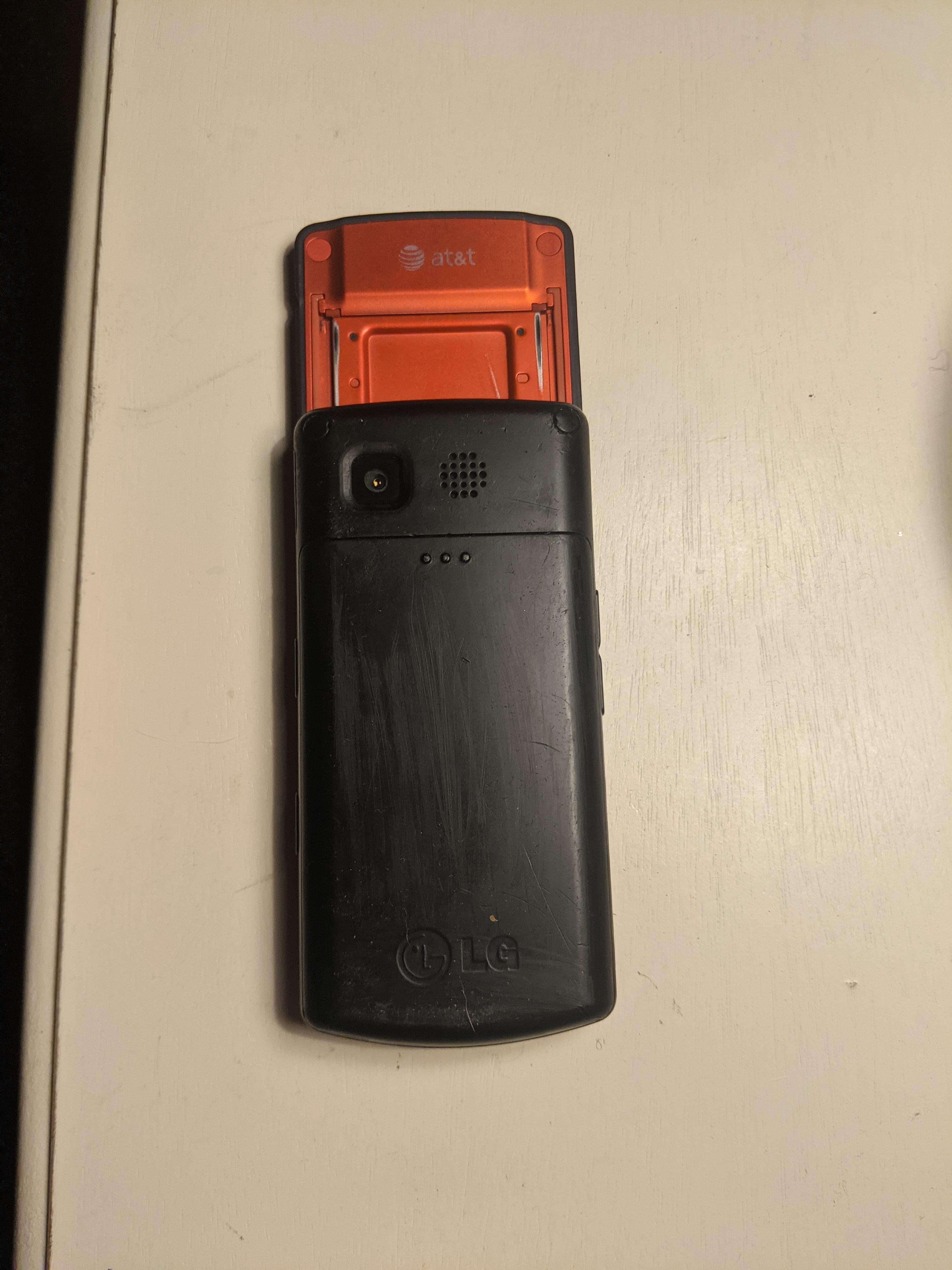 LG CF360 Resim 4