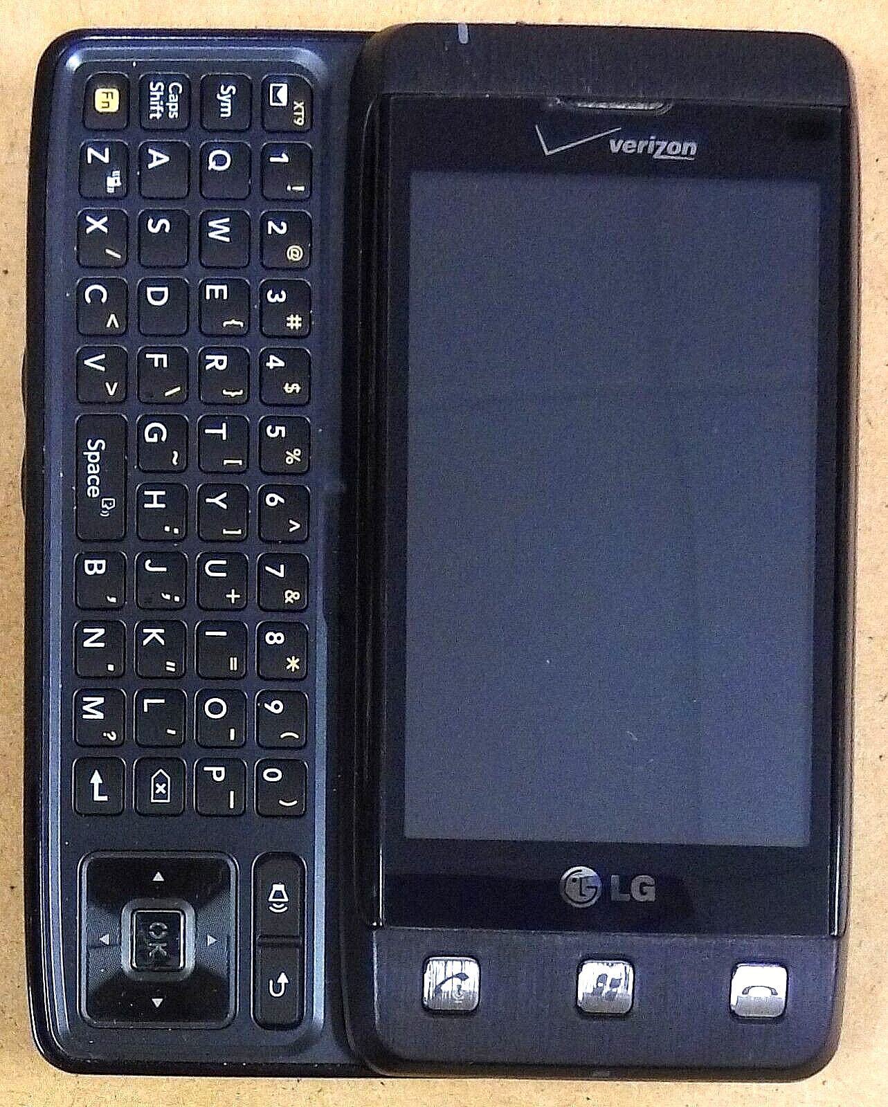 LG Fathom VS750