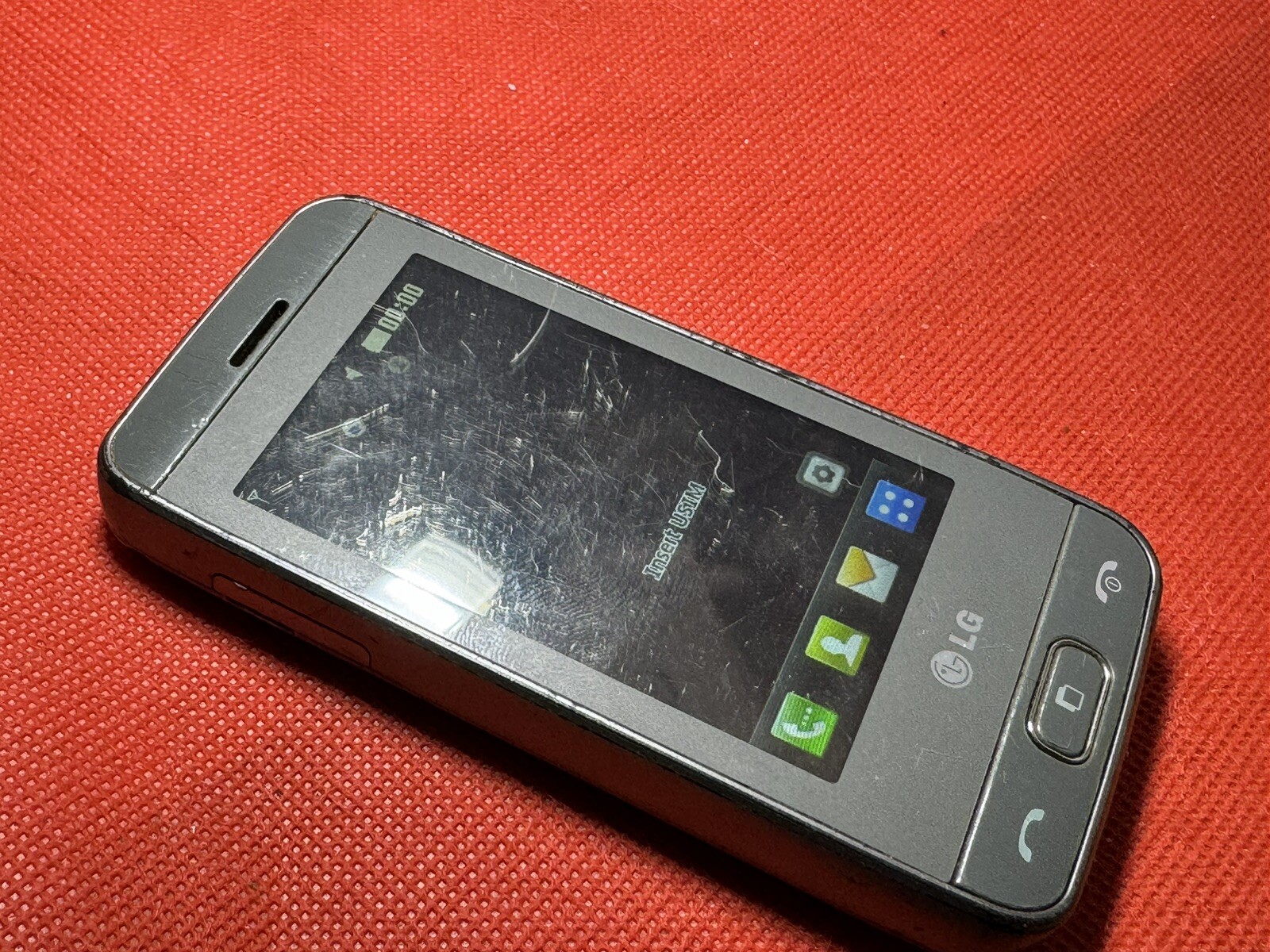 LG GT400 Viewty Smile Resim 3