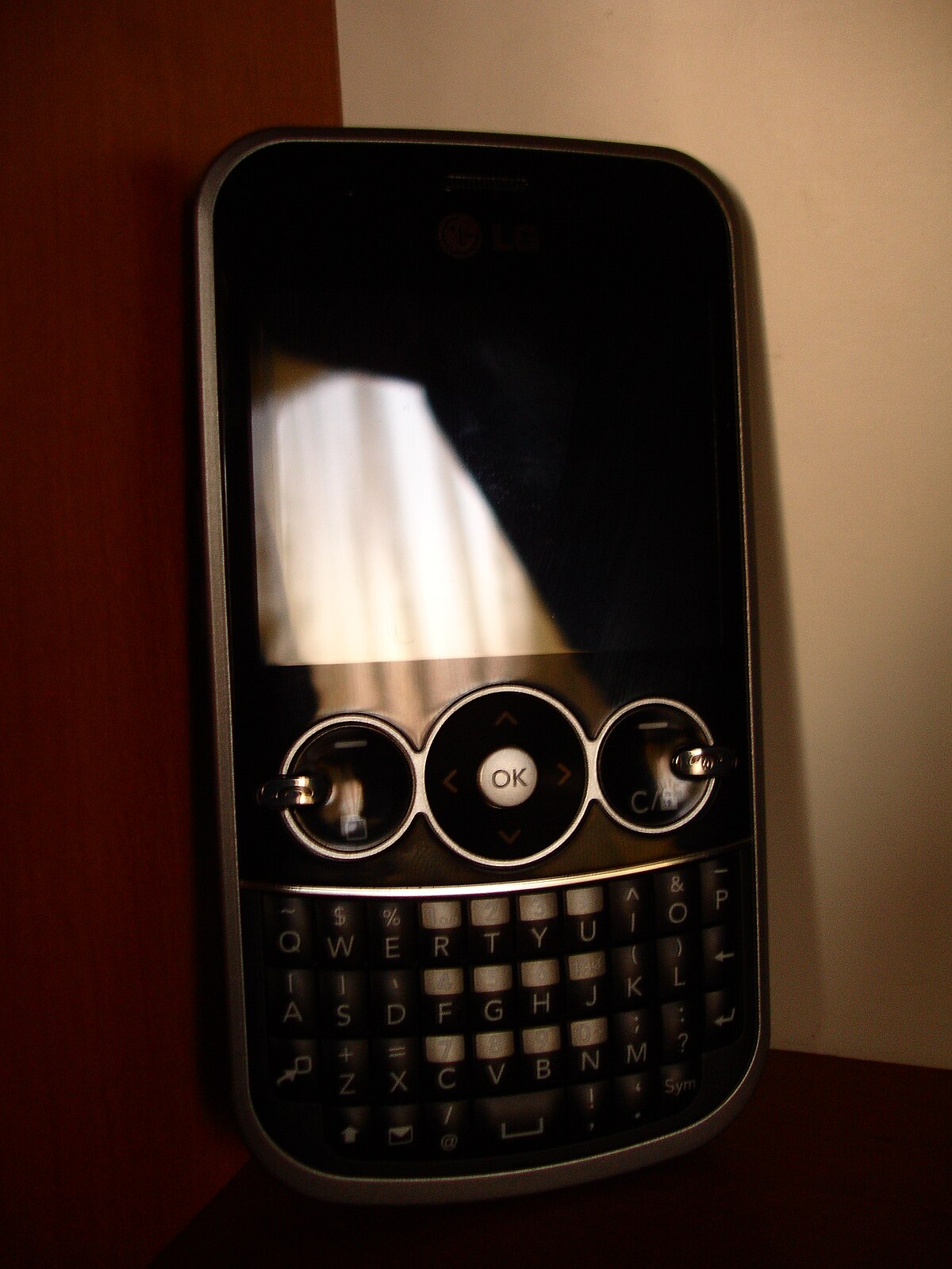 LG GW300 Resim 4