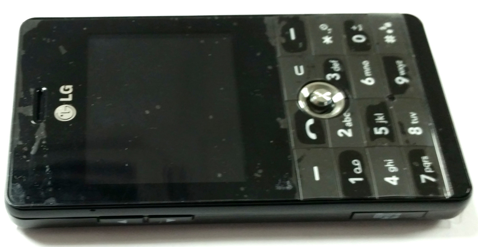 LG KE820 Resim 4