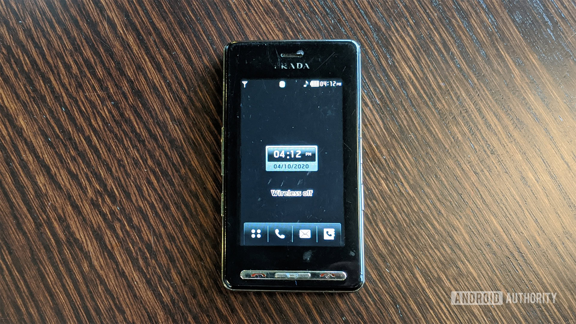 LG KE850 Prada Resim 4