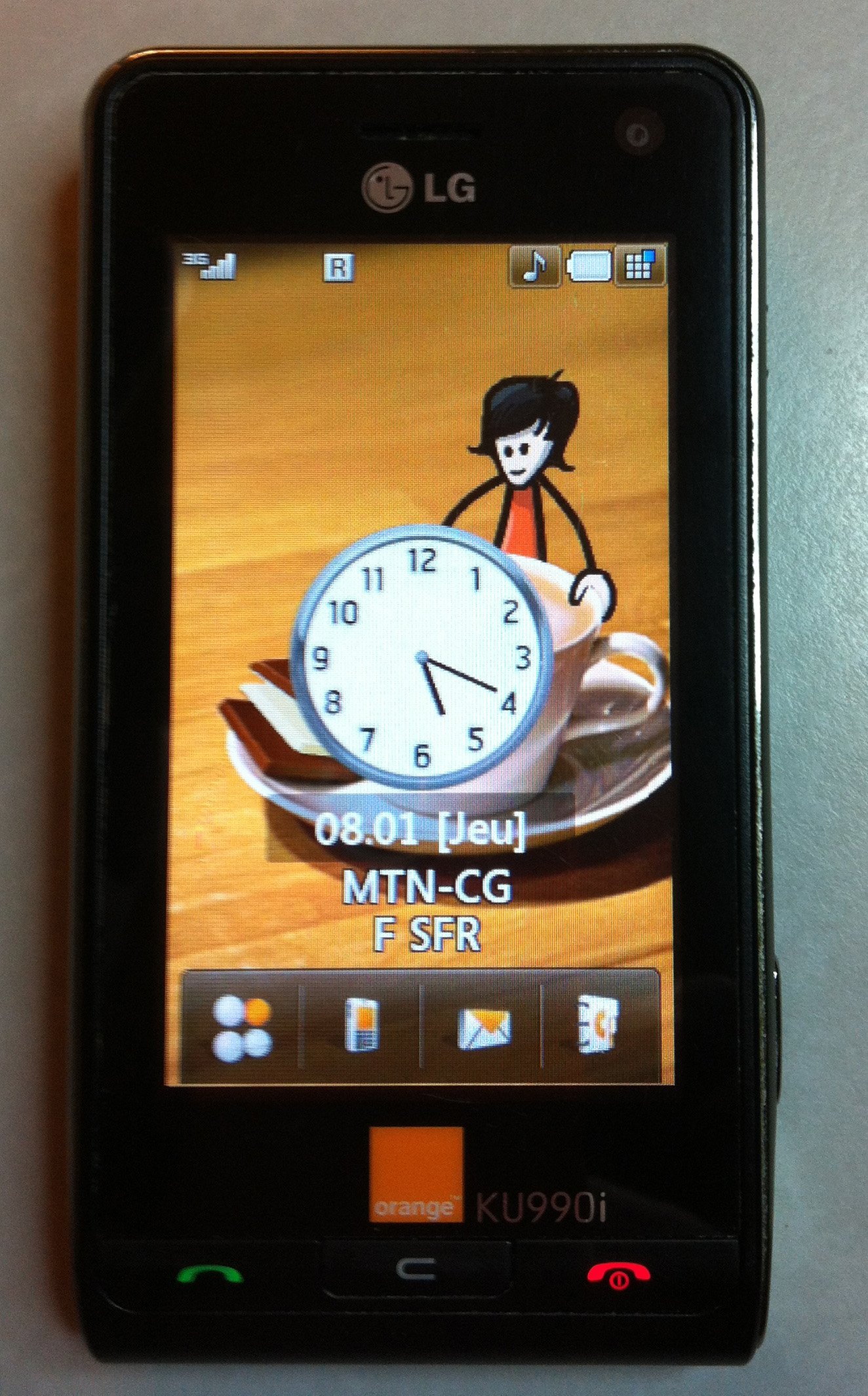 LG KE990 Viewty Resim 2