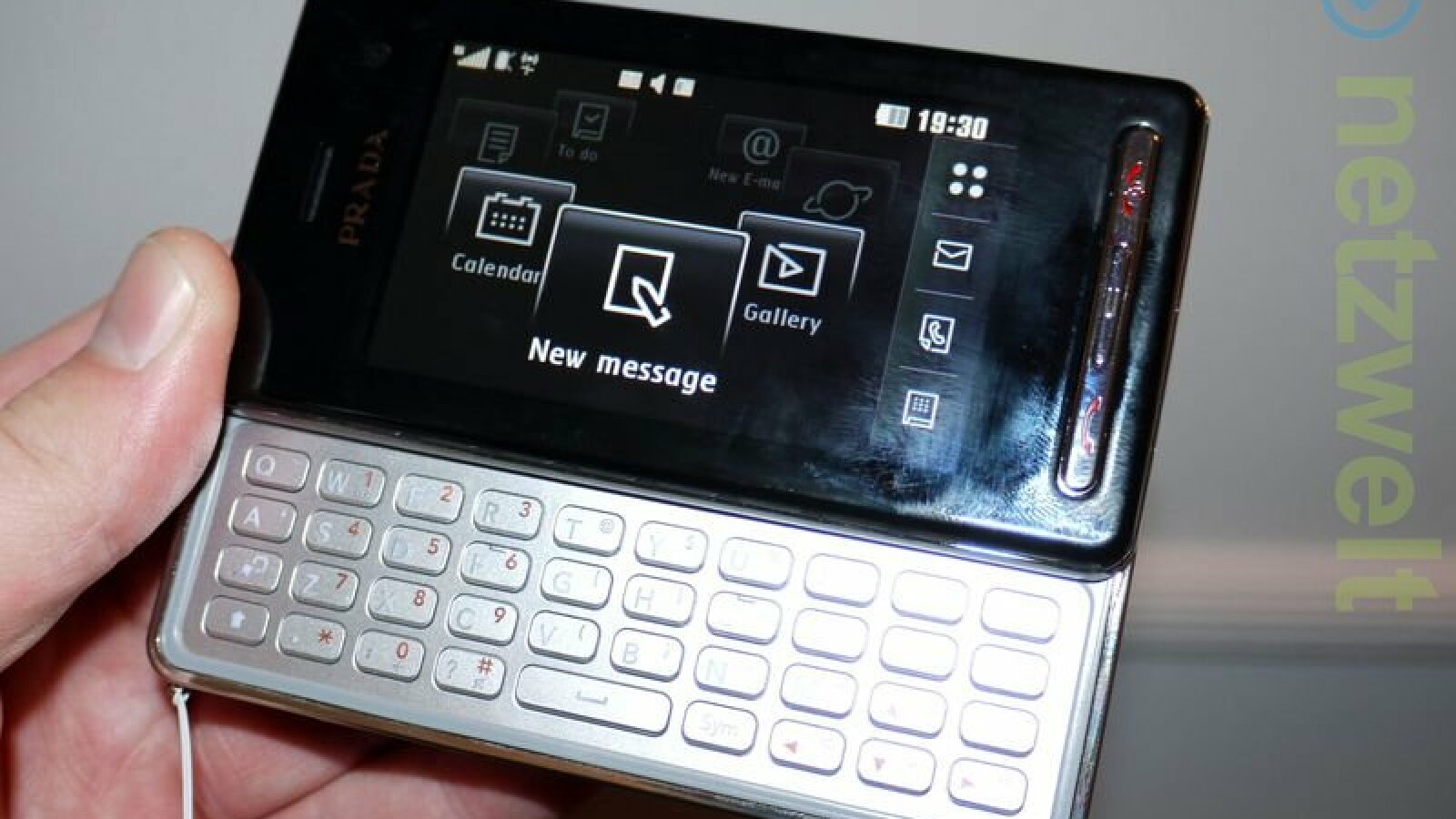 LG KF900 Prada Resim 2