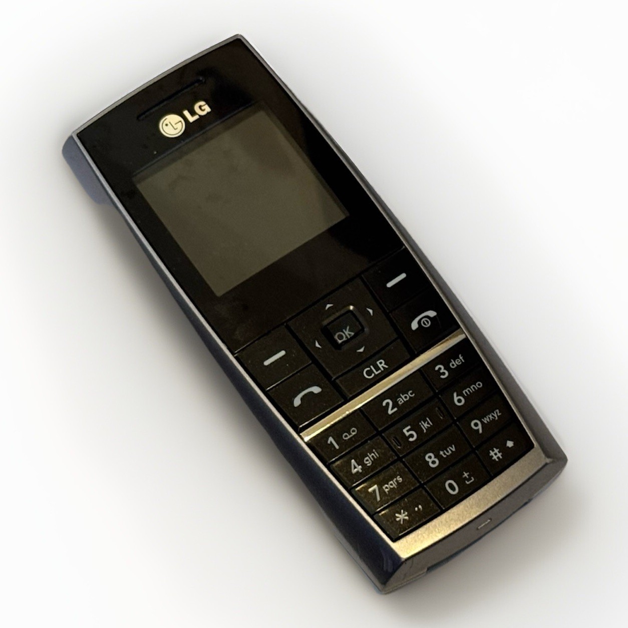 LG KG130 Resim 3