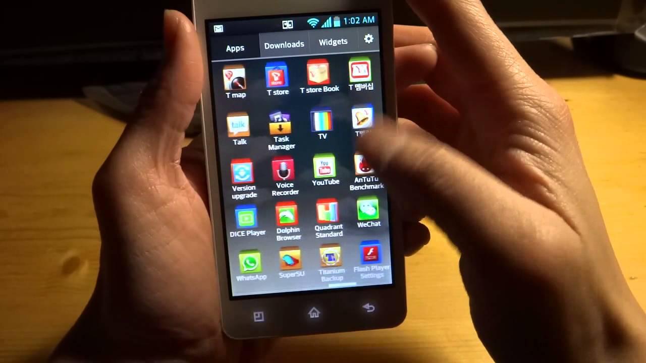 LG Optimus 3D Cube SU870