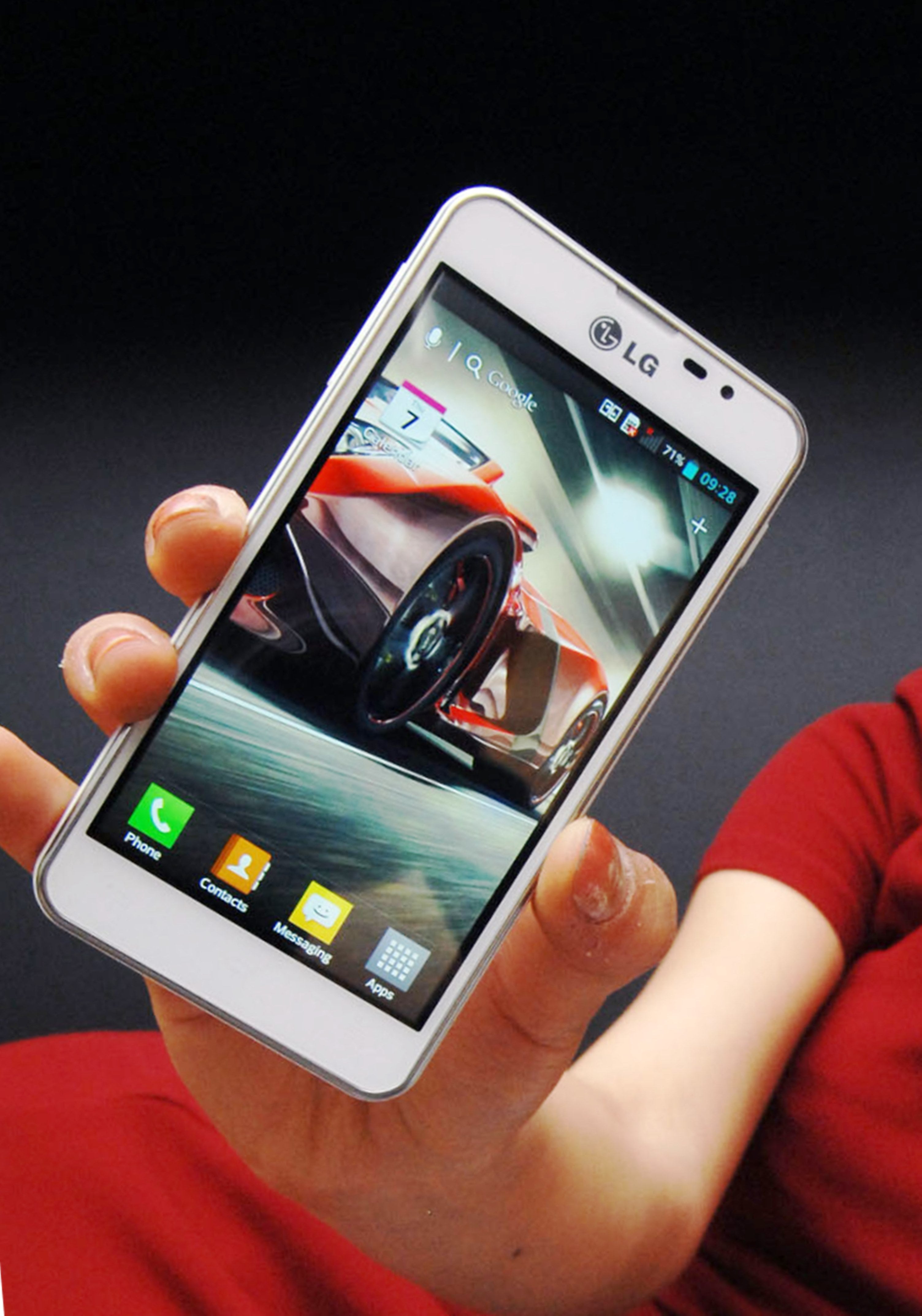 LG Optimus F5 Resim 5