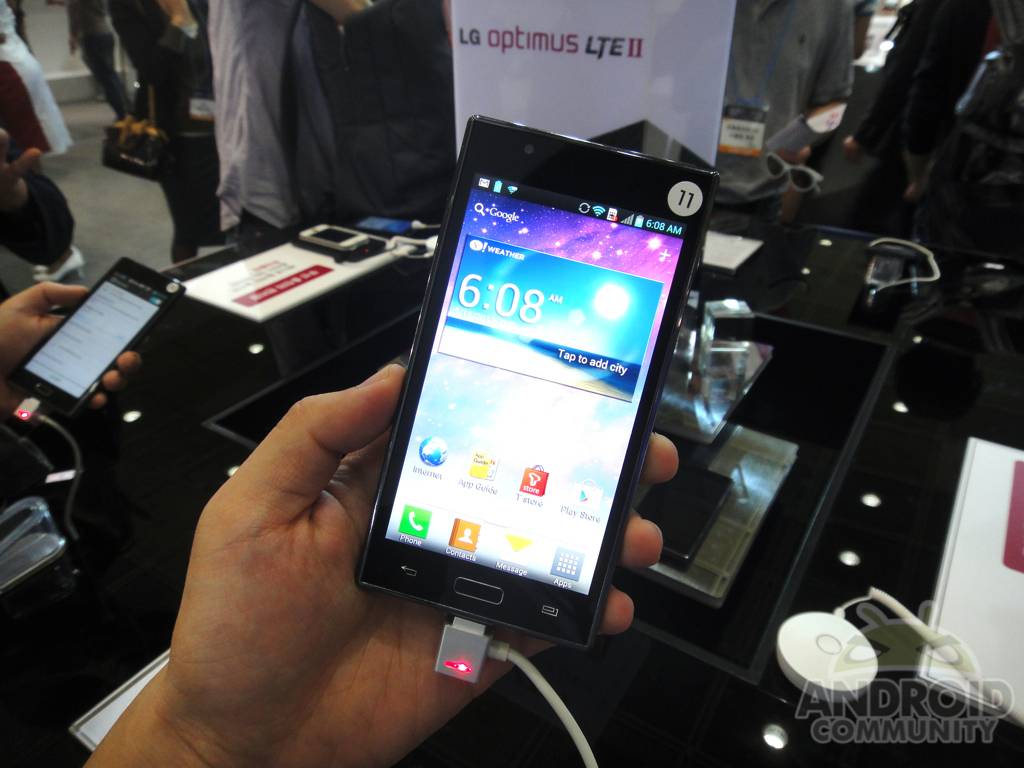 LG Optimus LTE2 Resim 2