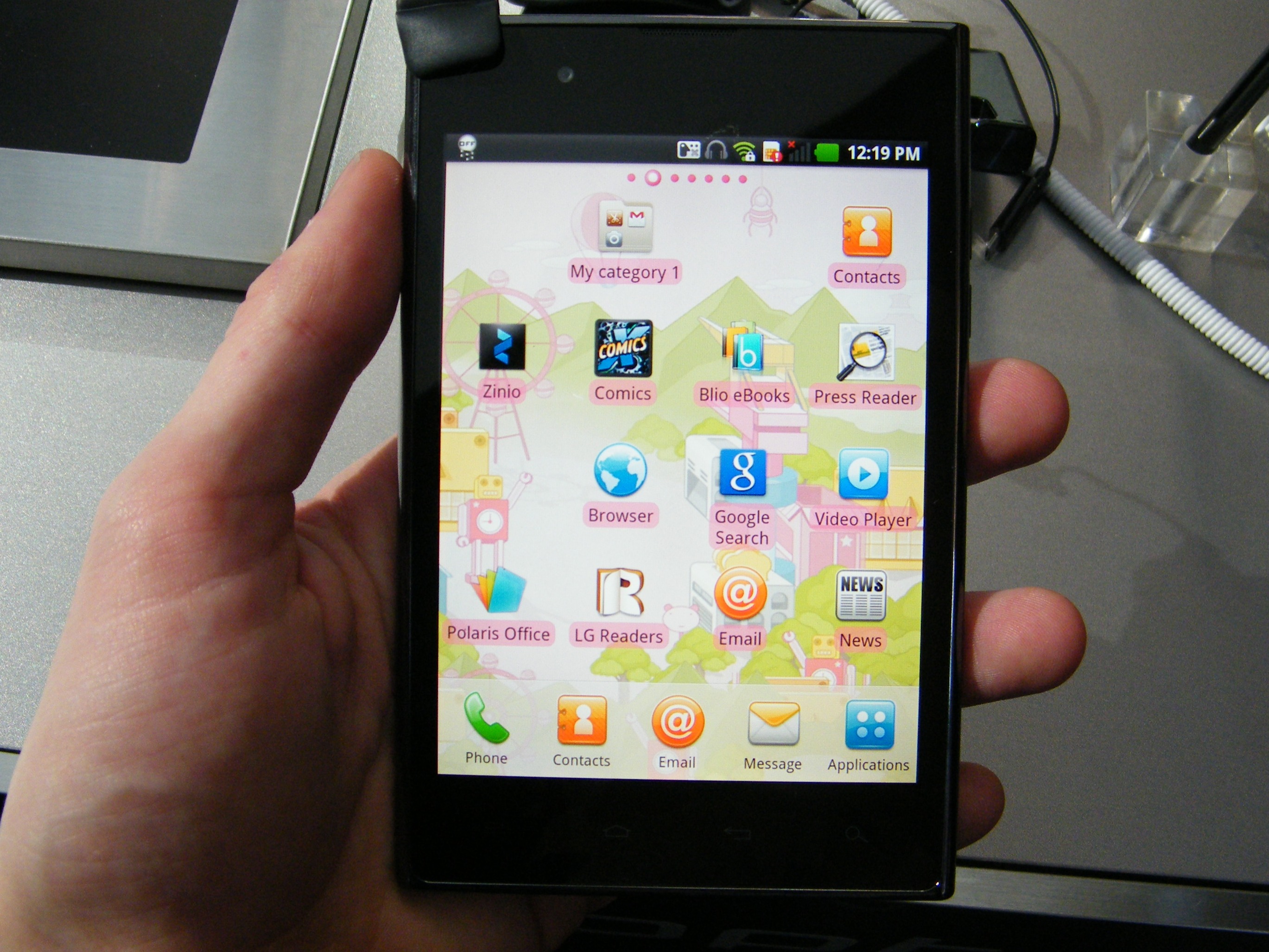 LG Optimus Z Resim 3
