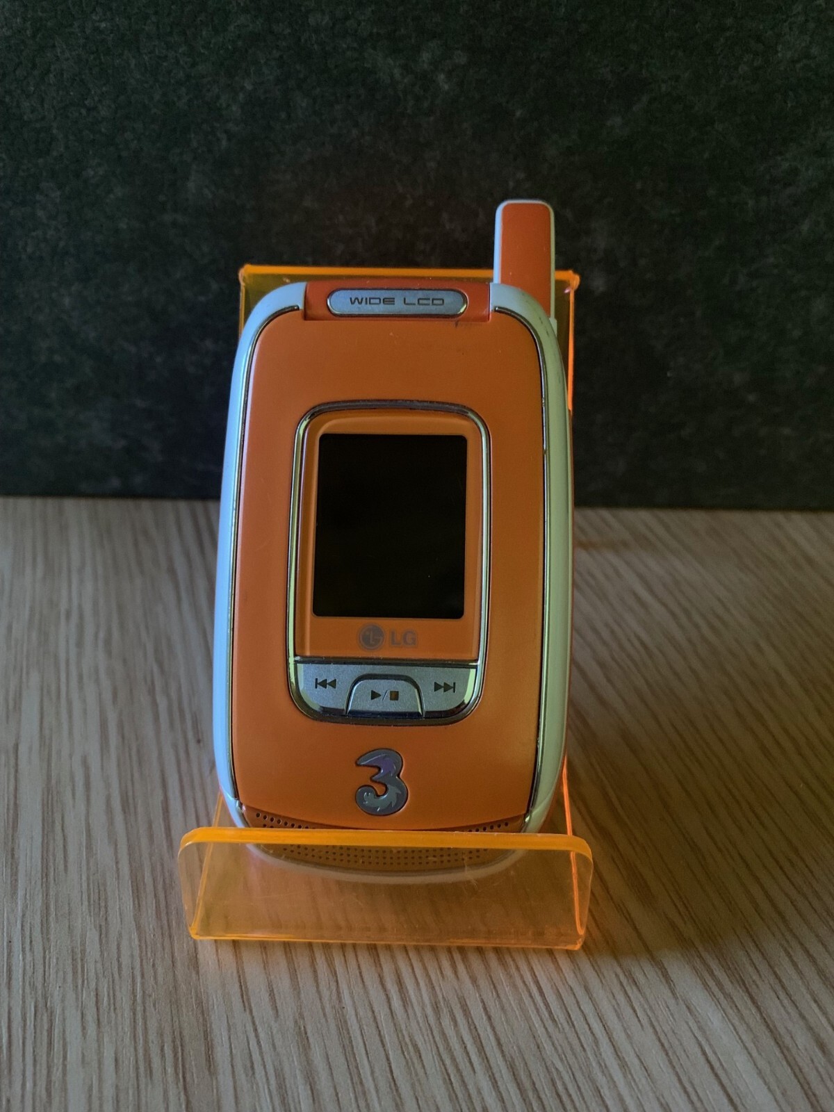 LG U8550 Resim 5