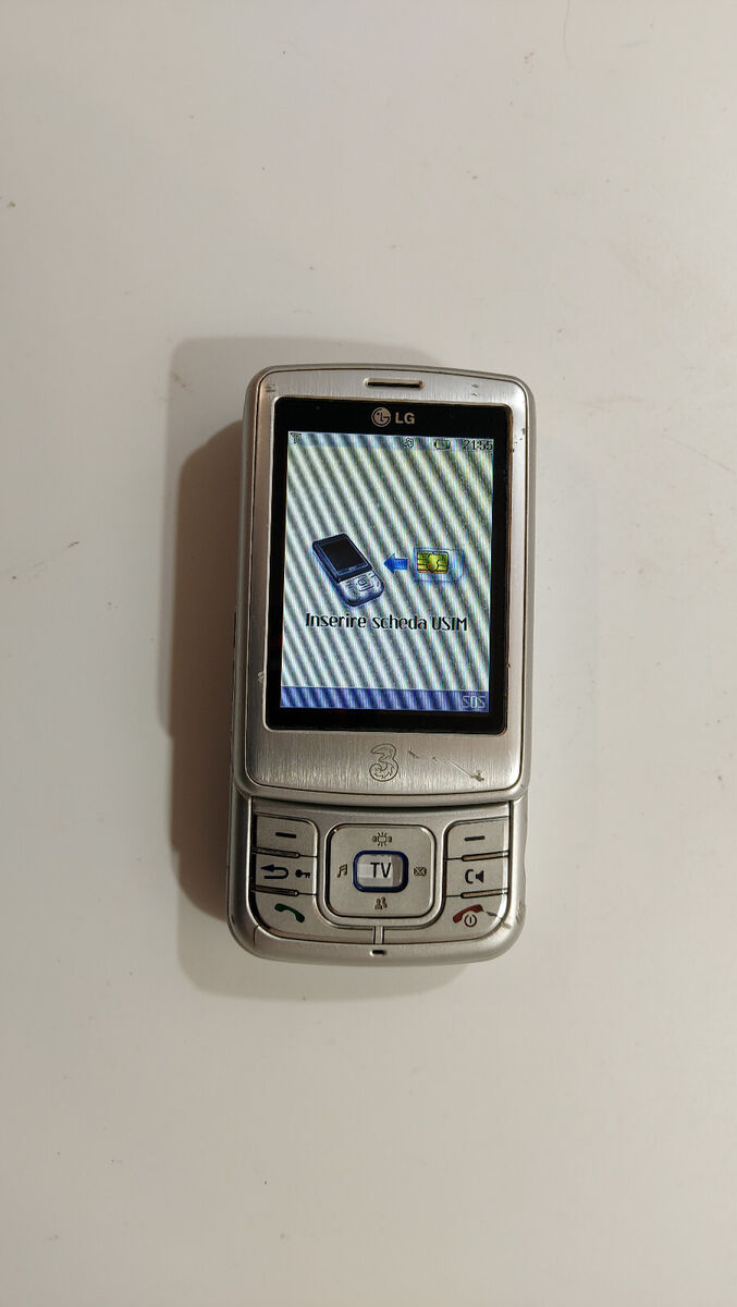 LG U900