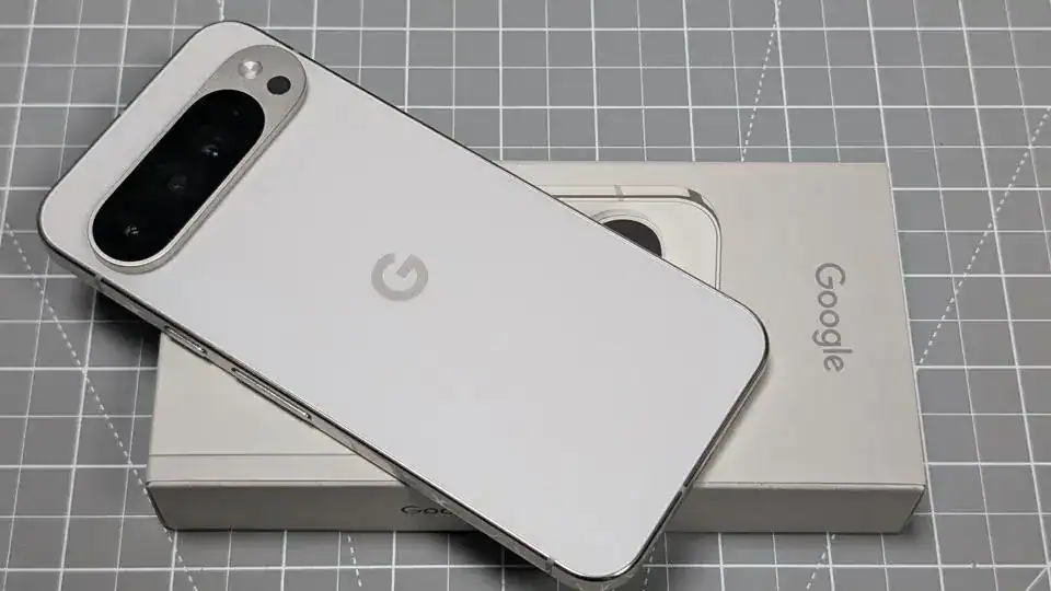 Google, Apple'ın Yavaş Yapay Zeka Hamlesini Eleştiriyor 1