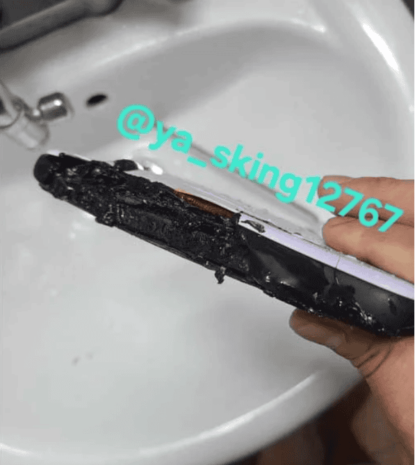 Samsung Galaxy S25 Şarj Sırasında Patladı İddiası 2