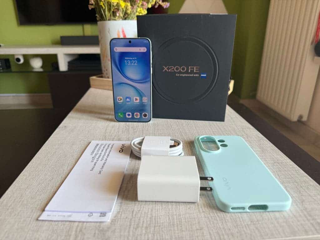 Vivo X200 FE İncelemesi: Özelliklerle Dolu Kompakt Amiral Gemisi 1