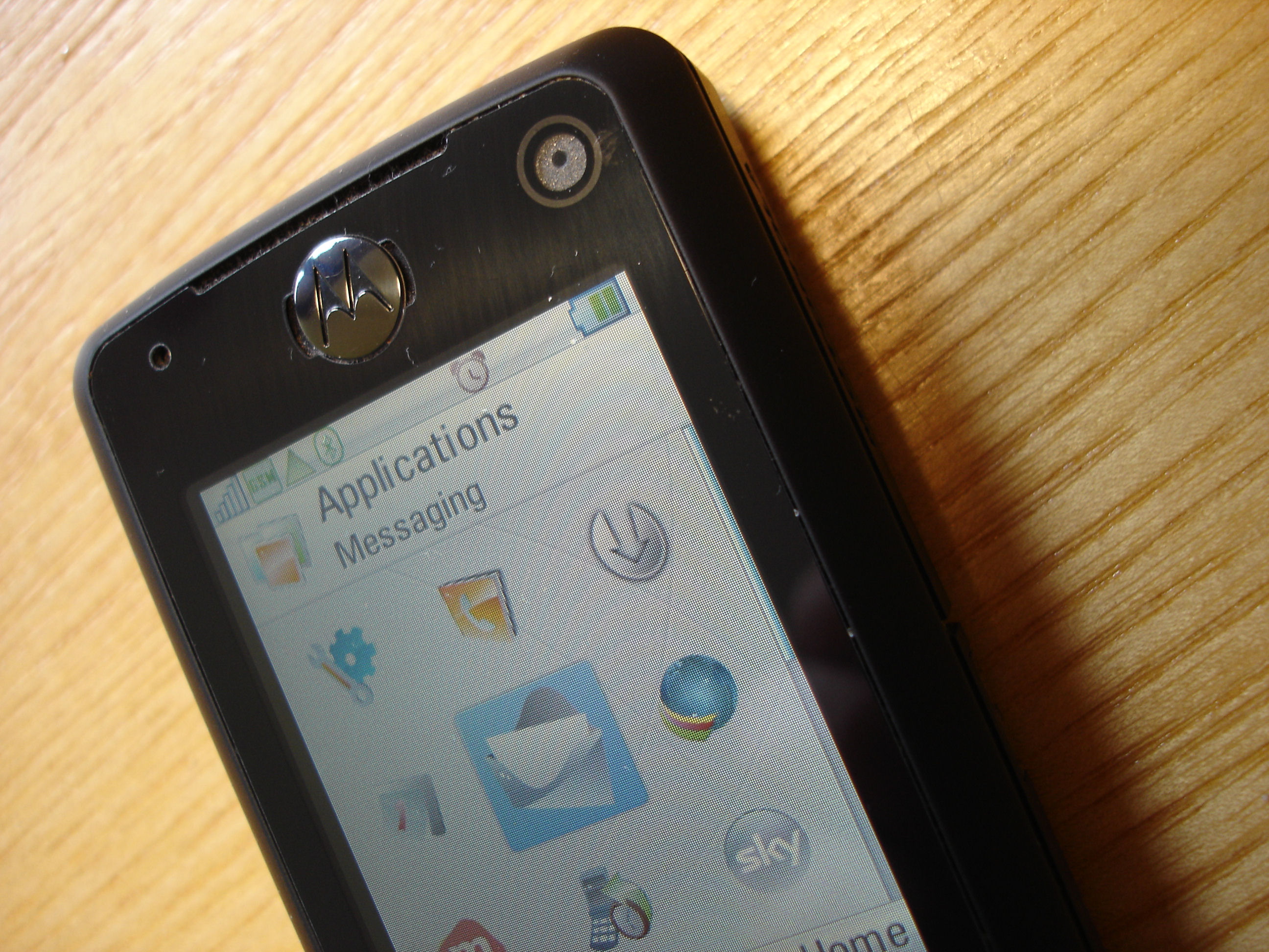 Motorola A1010 Resim 5