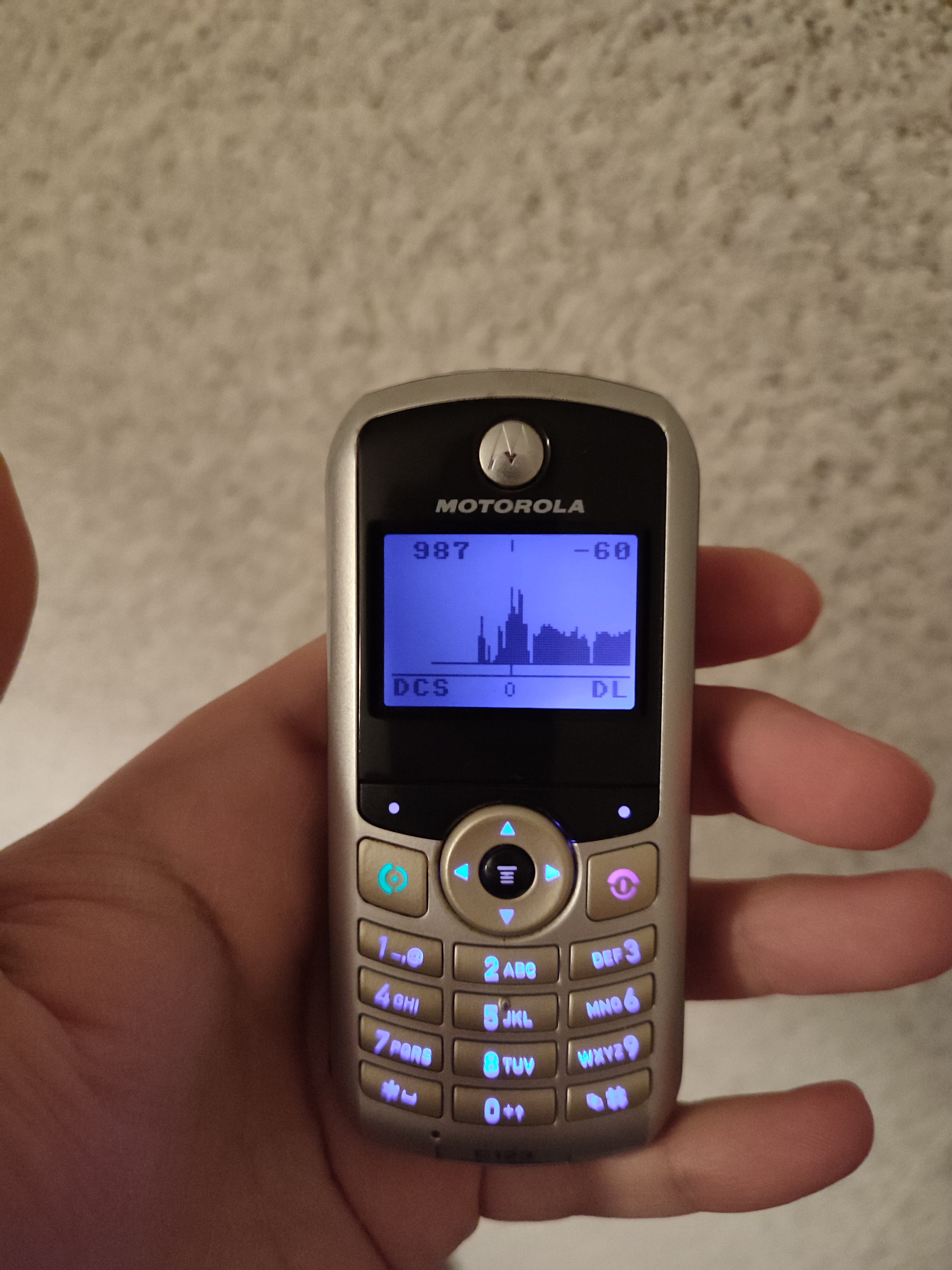 Motorola C123 Resim 2