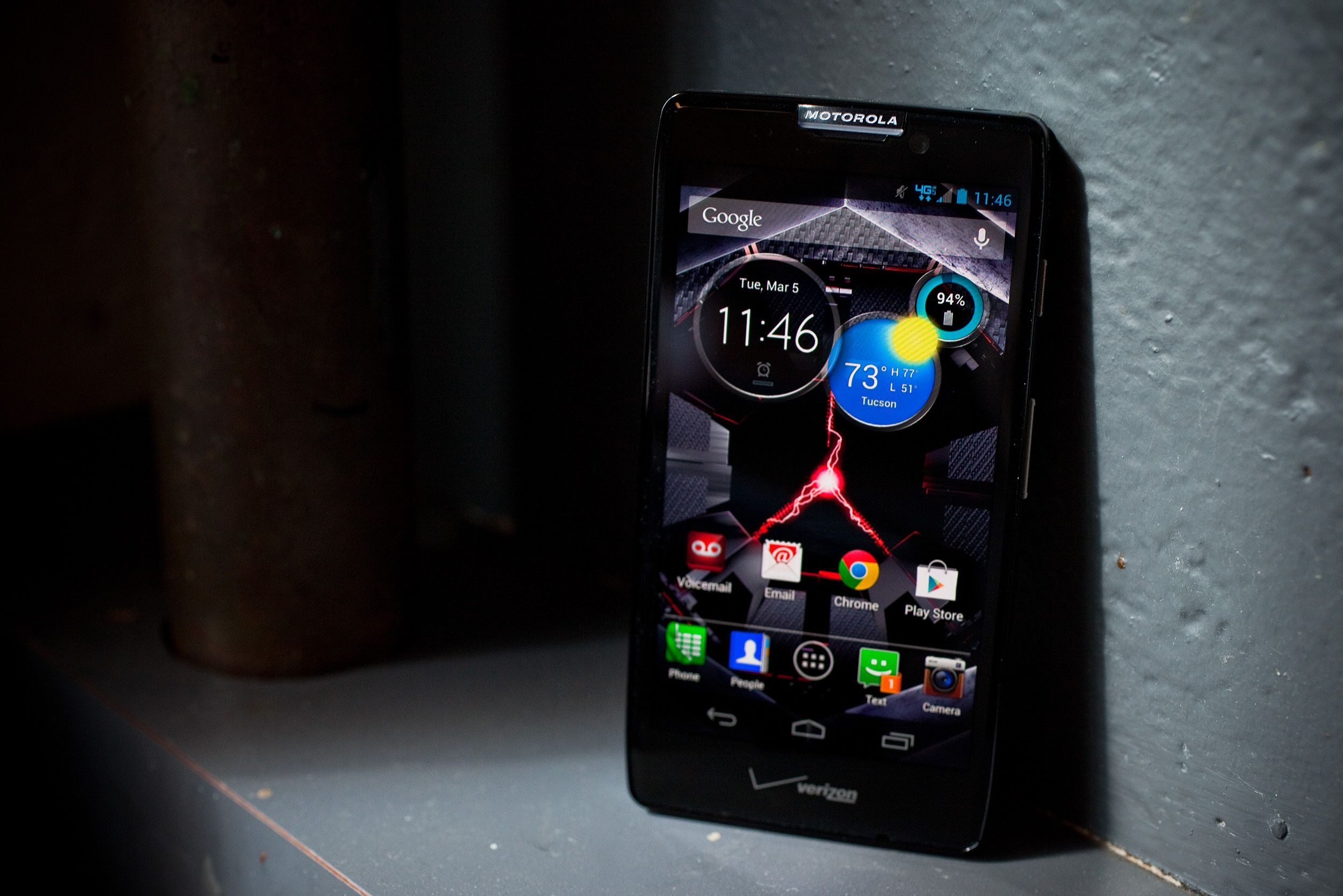 Motorola DROID RAZR MAXX HD Resim 2