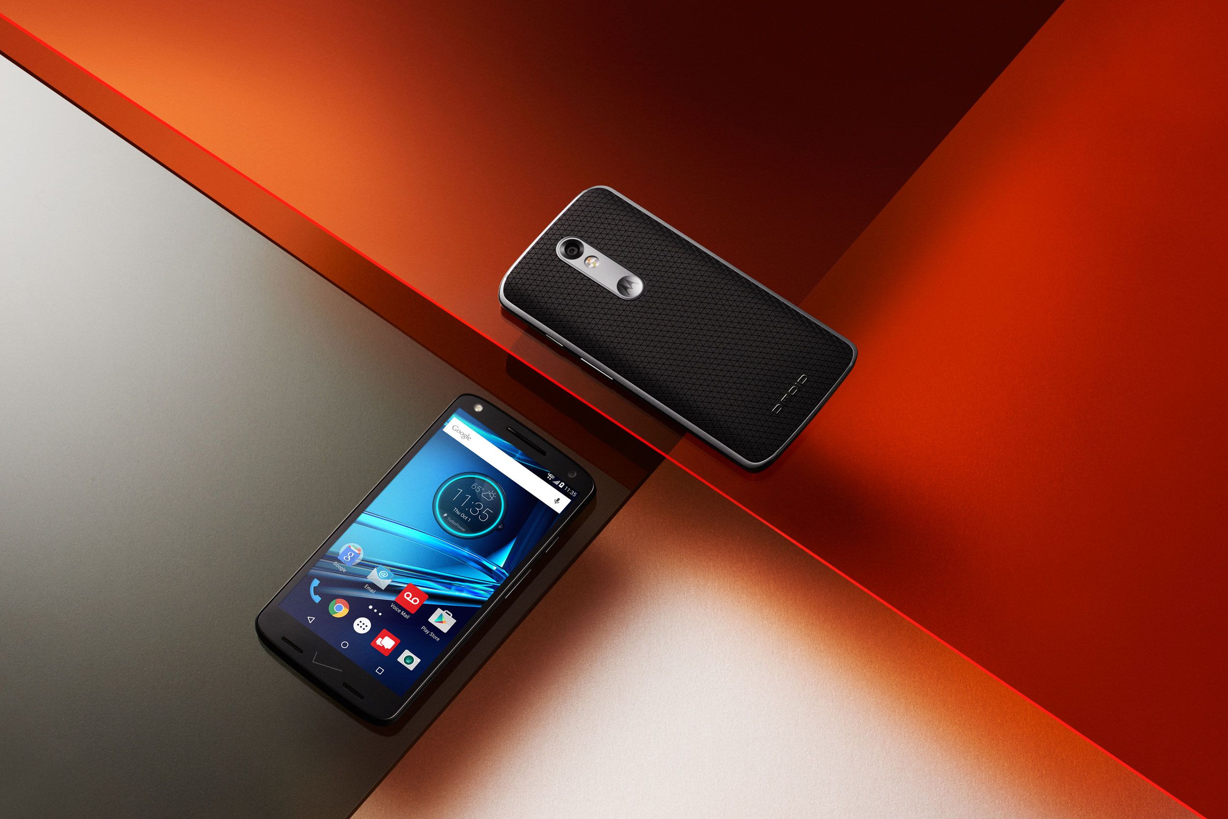 Motorola DROID Turbo Resim 4