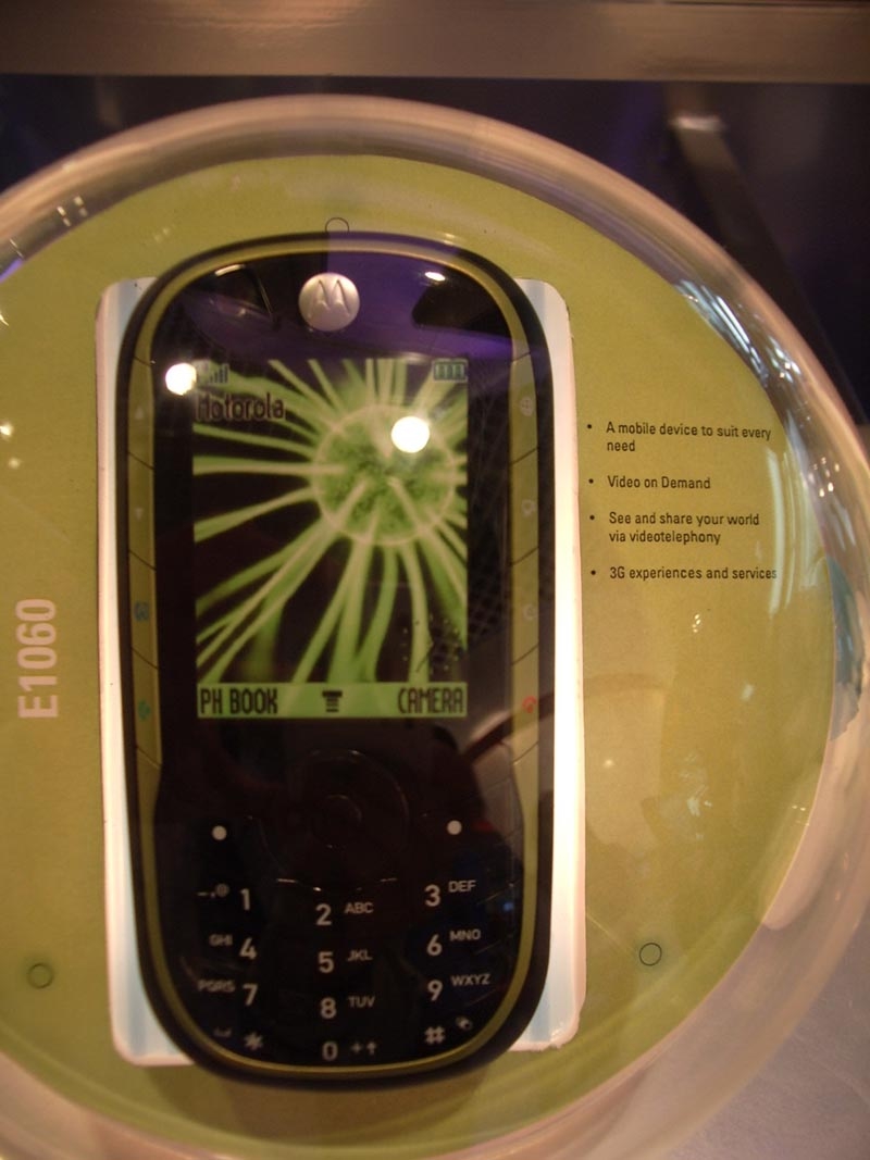 Motorola E1060 Resim 2