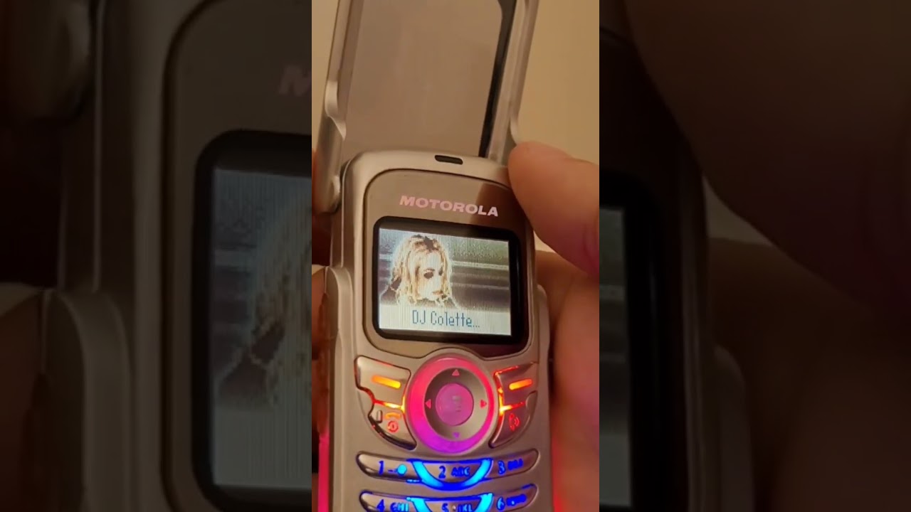 Motorola E380 Resim 4