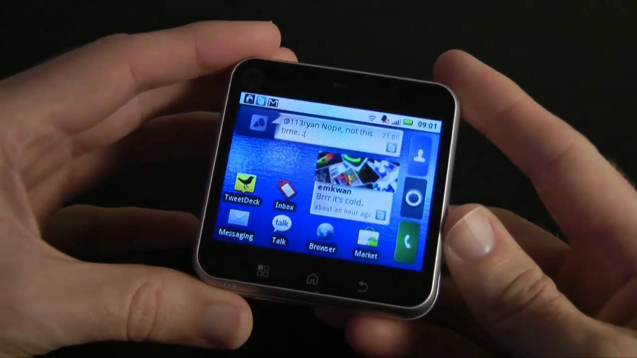 Motorola FlipOut Resim 4