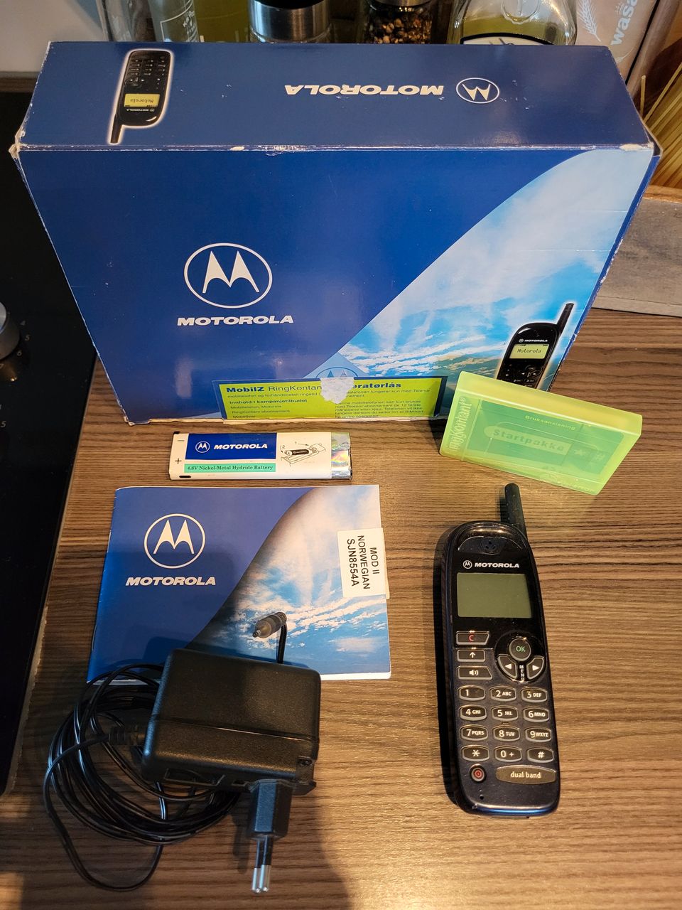 Motorola M3288 Resim 4