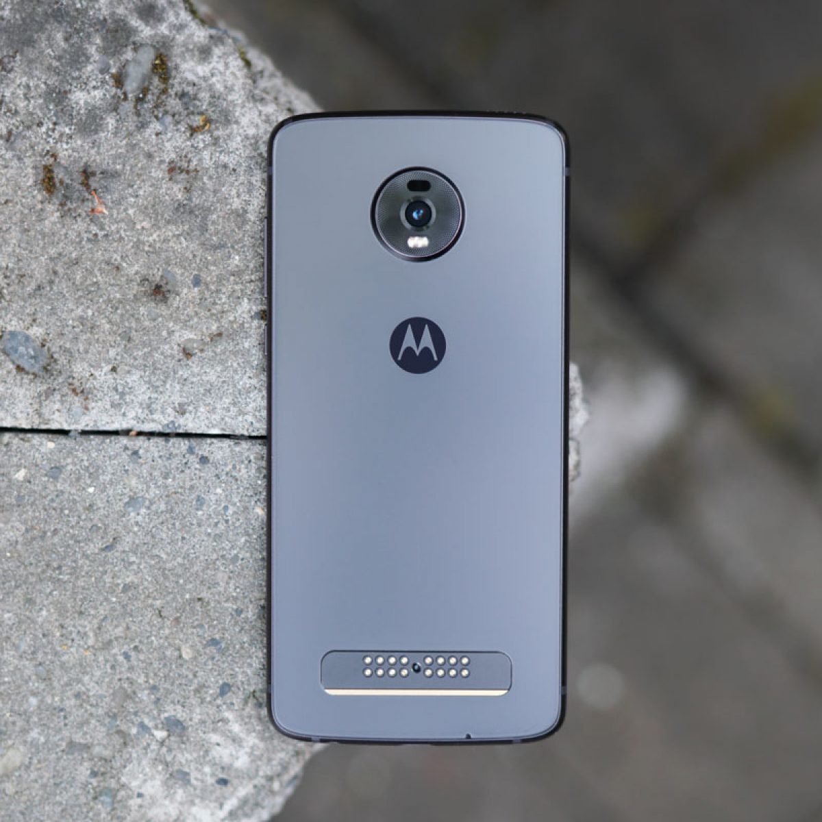 Motorola Moto Z4 Force Resim 4