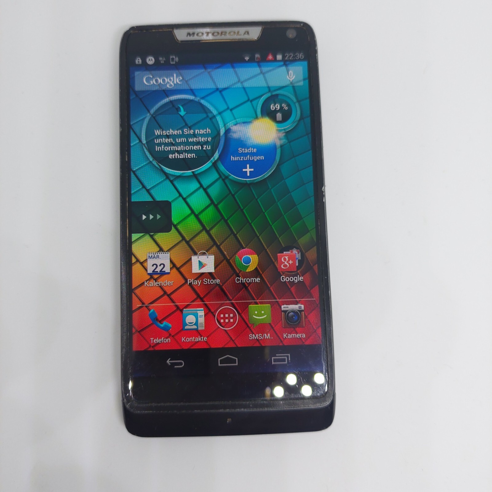 Motorola RAZR i XT890 Resim 2